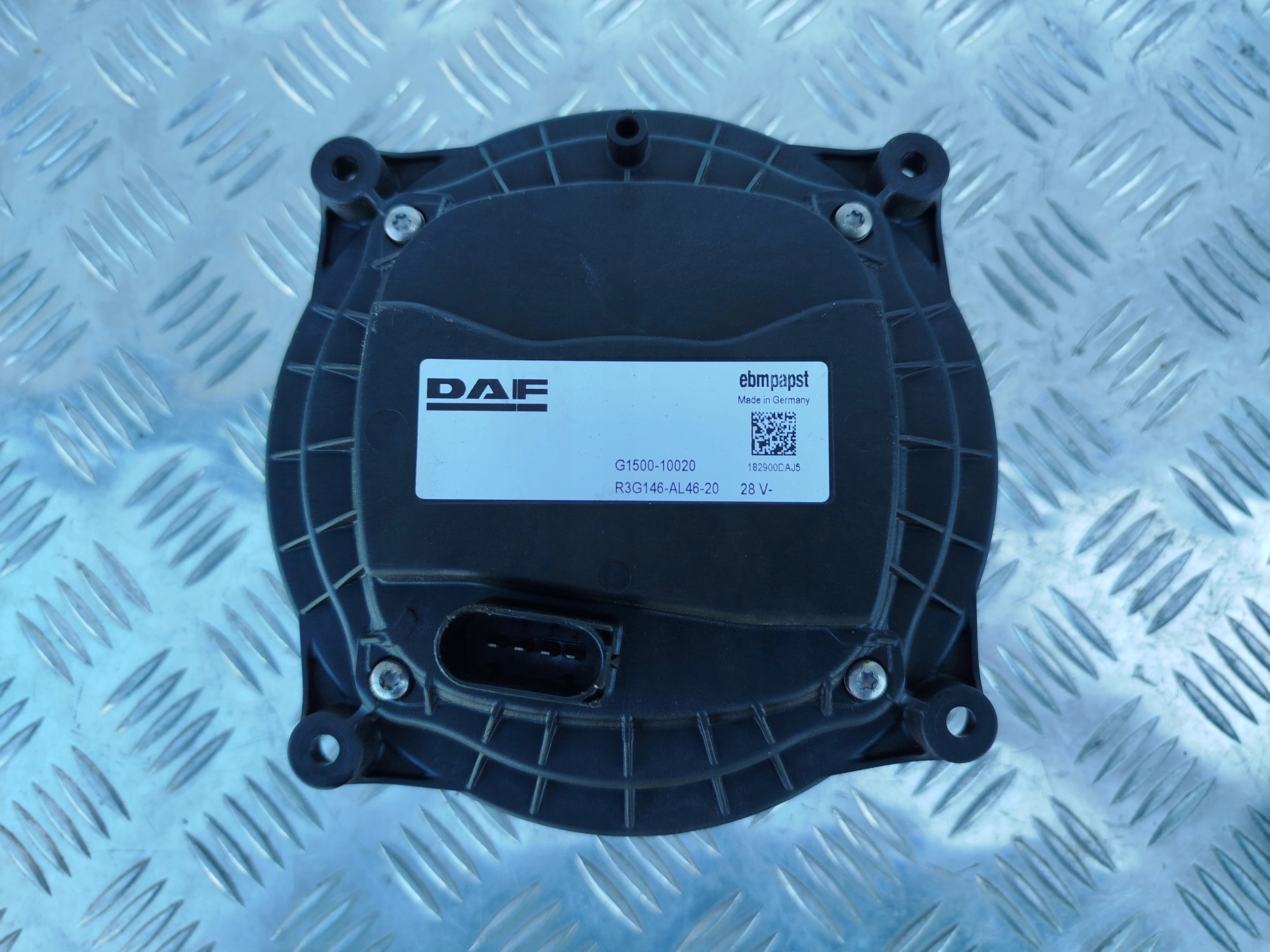 SILNICZEK NAWIEWU DMUCHAWY NAGRZEWNICY DAF 106 LIFT