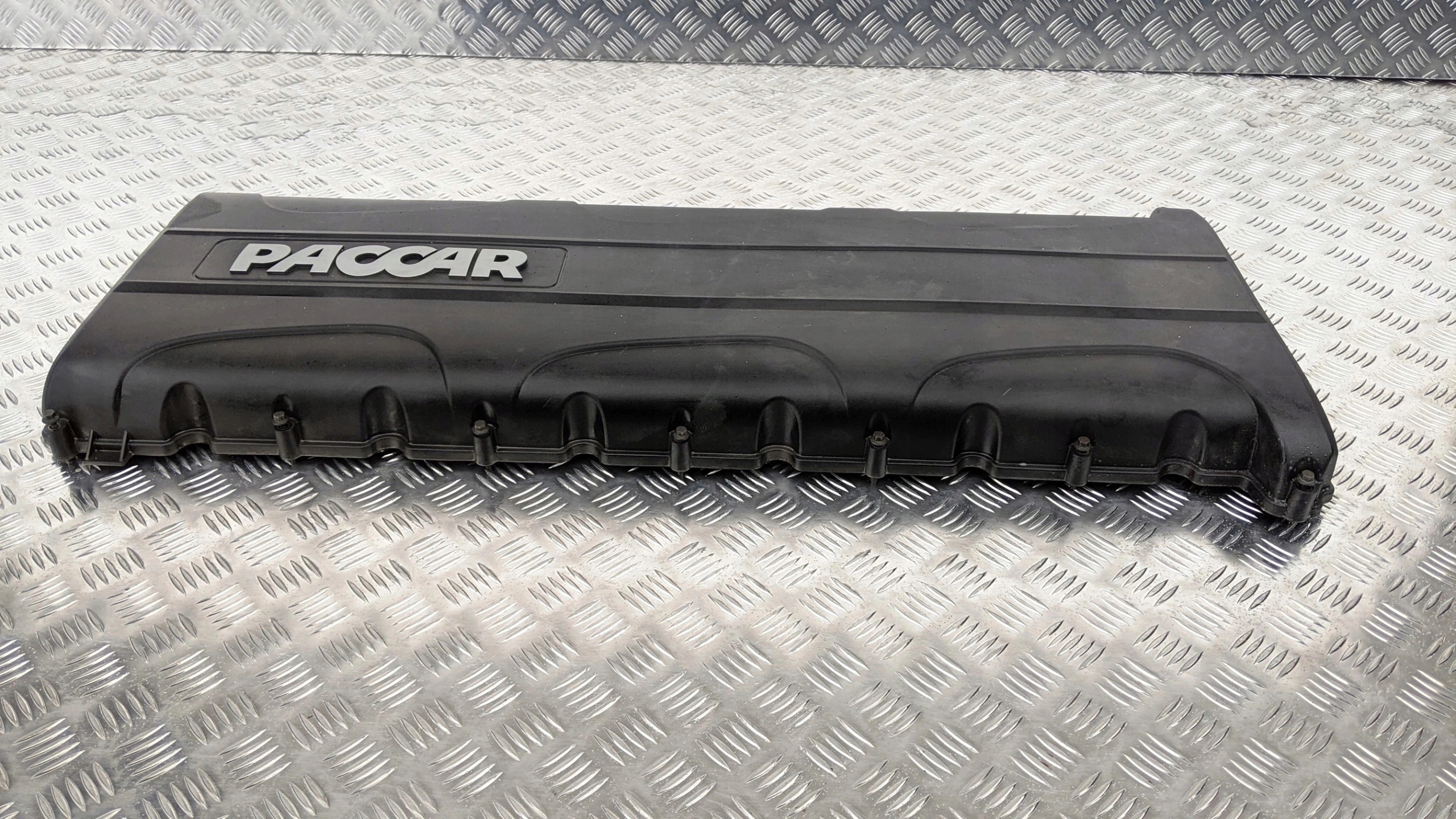 POKRYWA ZAWORÓW DAF XF 106 440 MX11