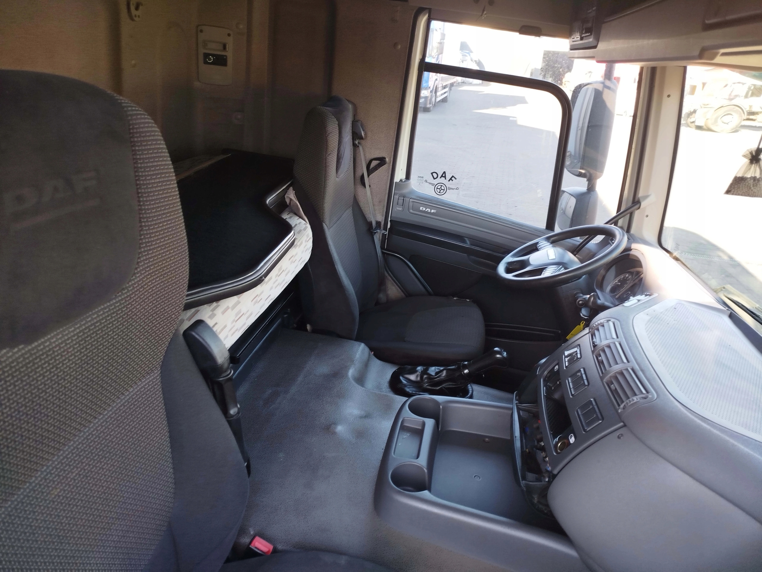 KABINA DAF CF 106 - obrazek 9
