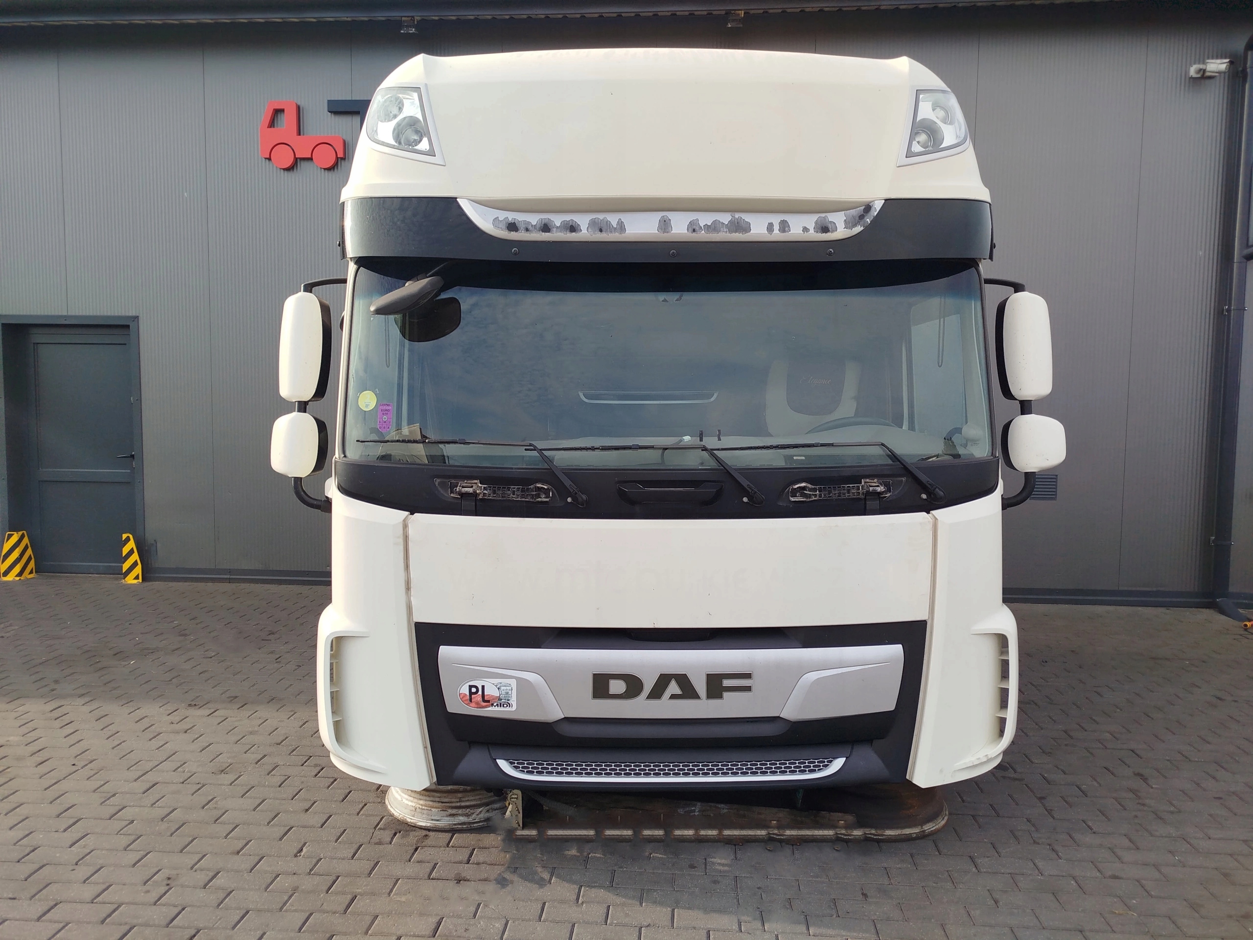 KABINA DAF XF 106 LIFT