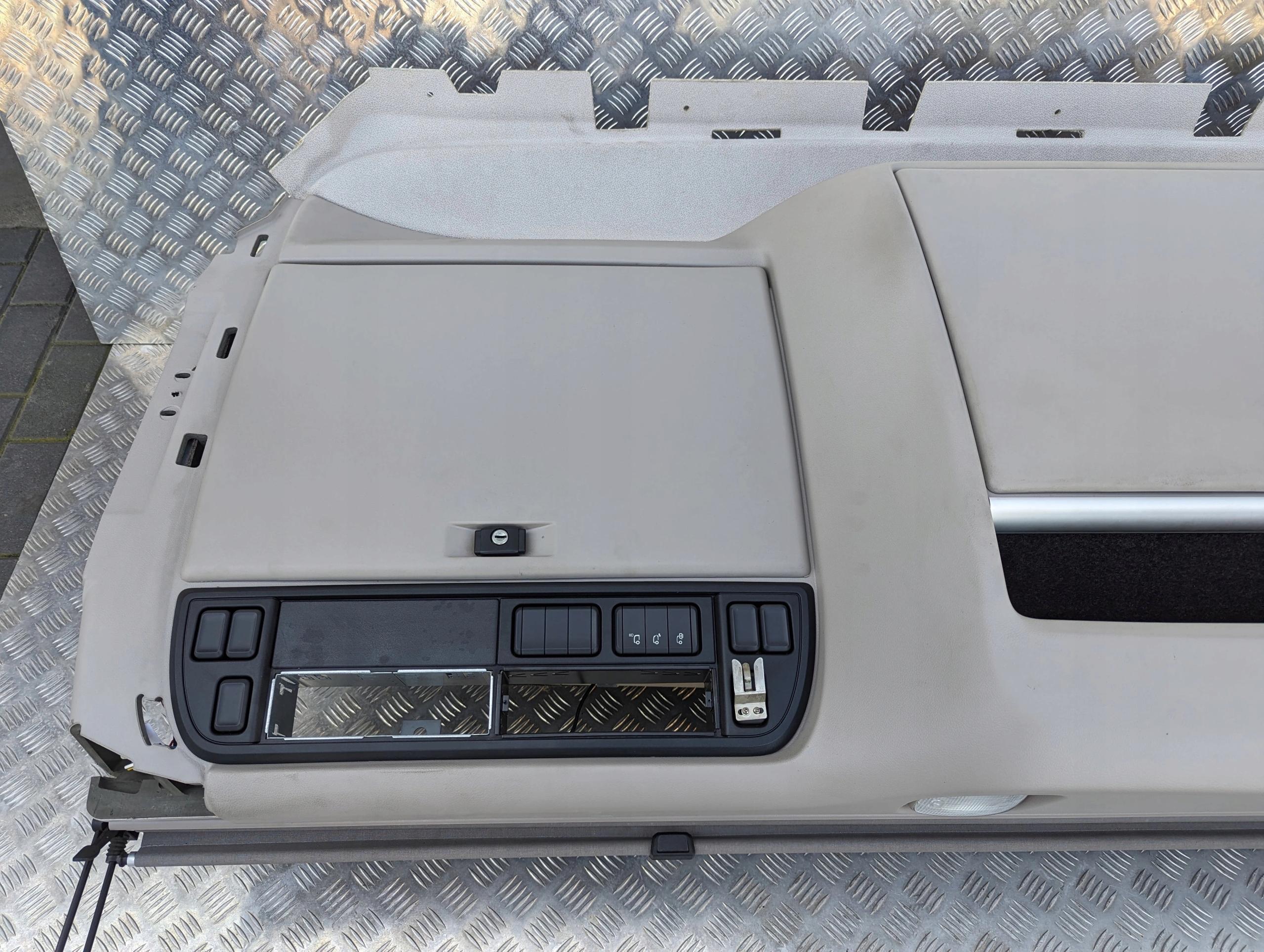 KOKPIT GÓRNY PÓŁKA DAF XF 106 LIFT - obrazek 4