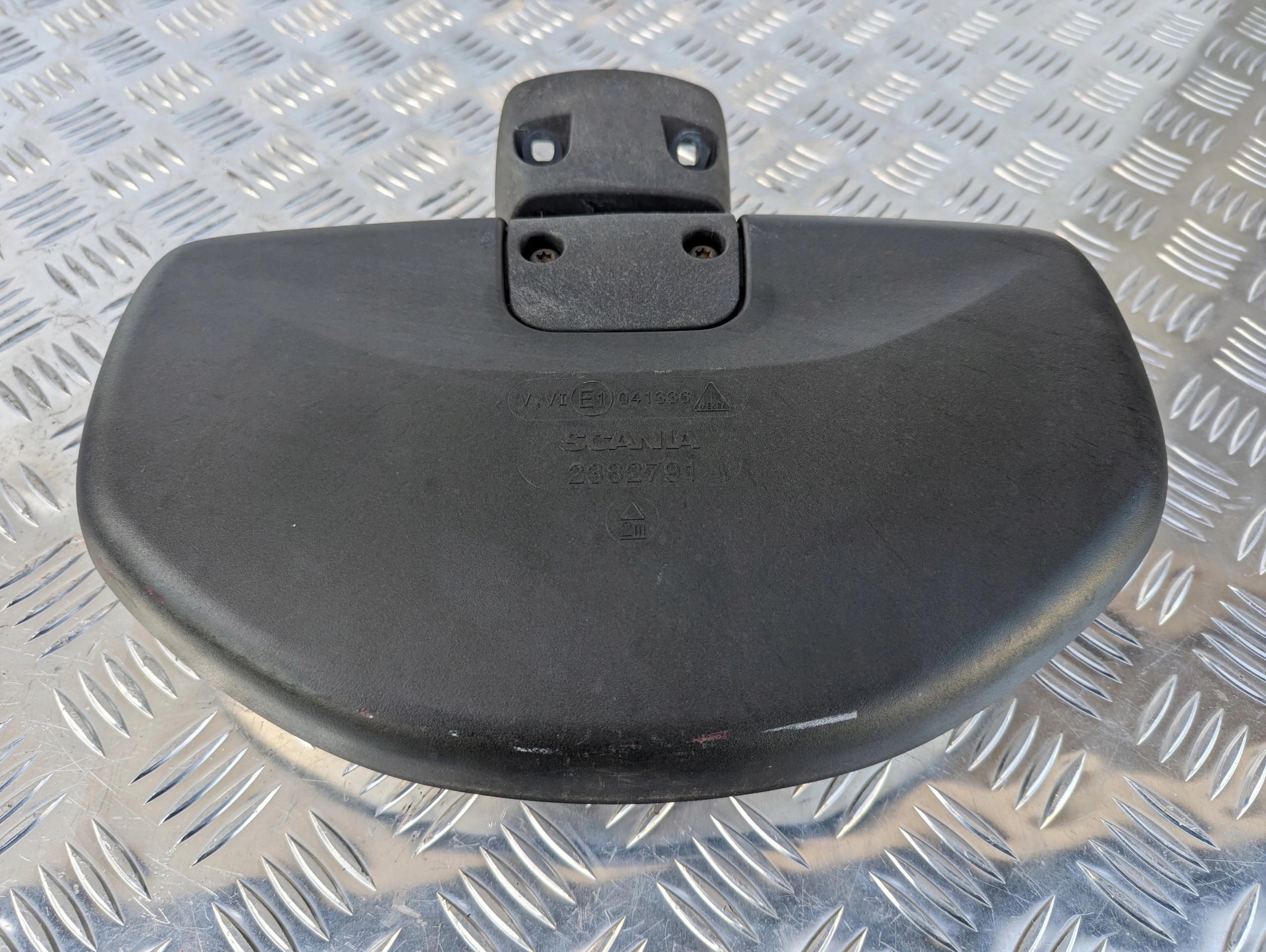 LUSTERKO KRAWĘŻNIKOWE SCANIA R STREAMLINE - obrazek 3