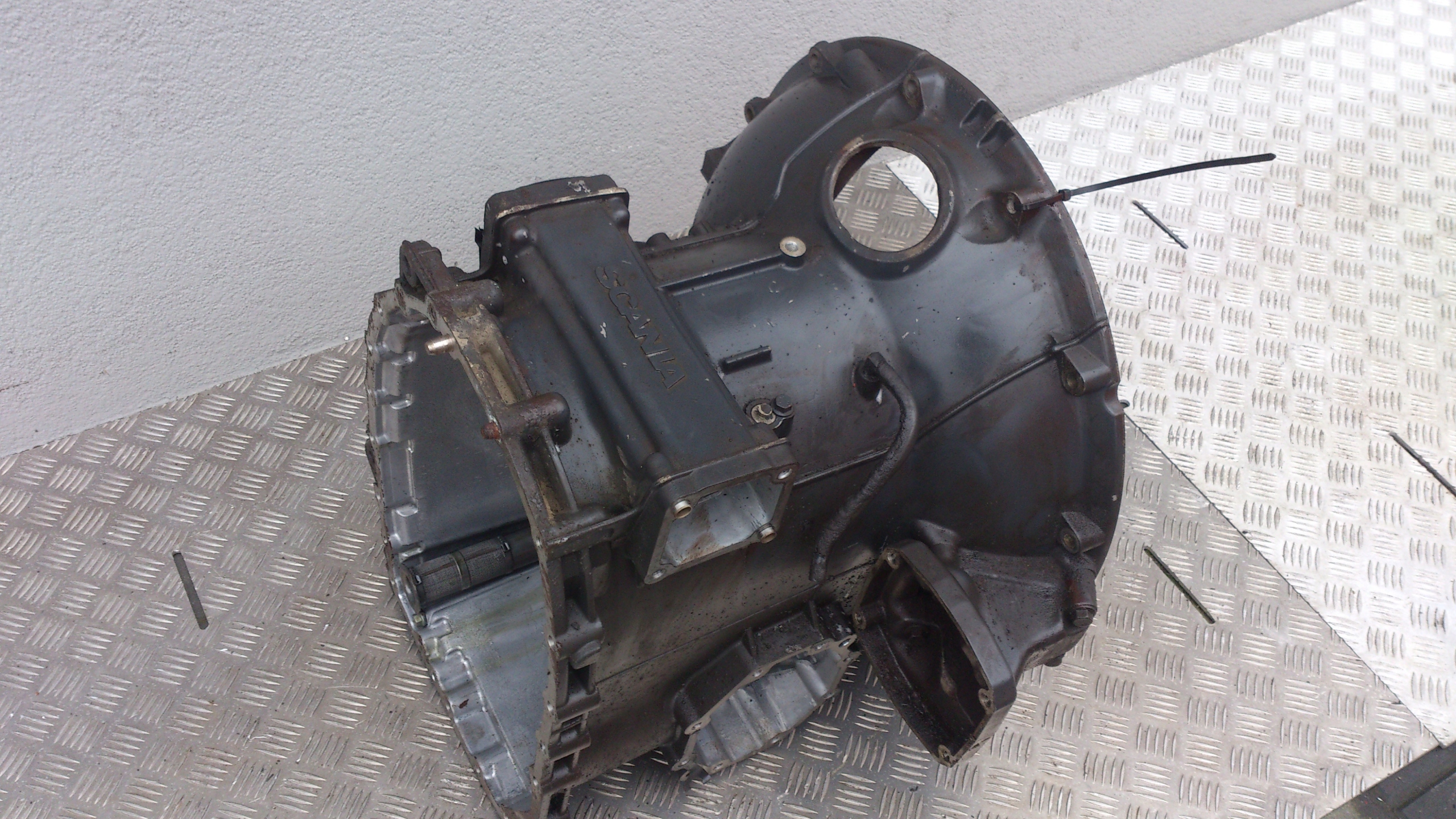 OBUDOWA SKRZYNI BIEGÓW PRZÓD SCANIA R GRS 895 - obrazek 13