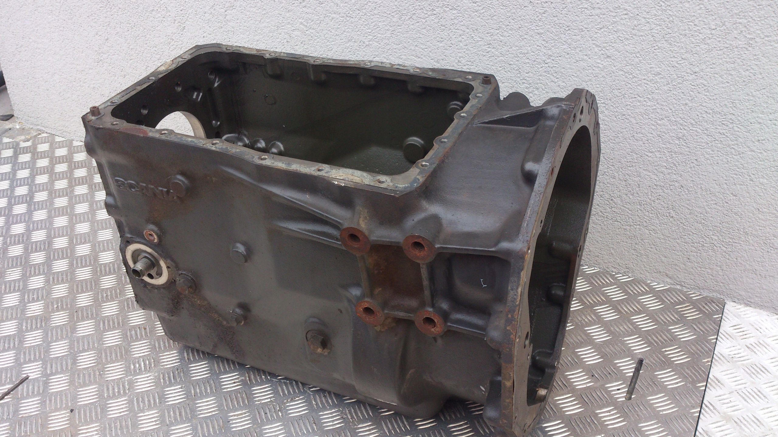 OBUDOWA SKRZYNI BIEGÓW ŚRODKOWA SCANIA - obrazek 3