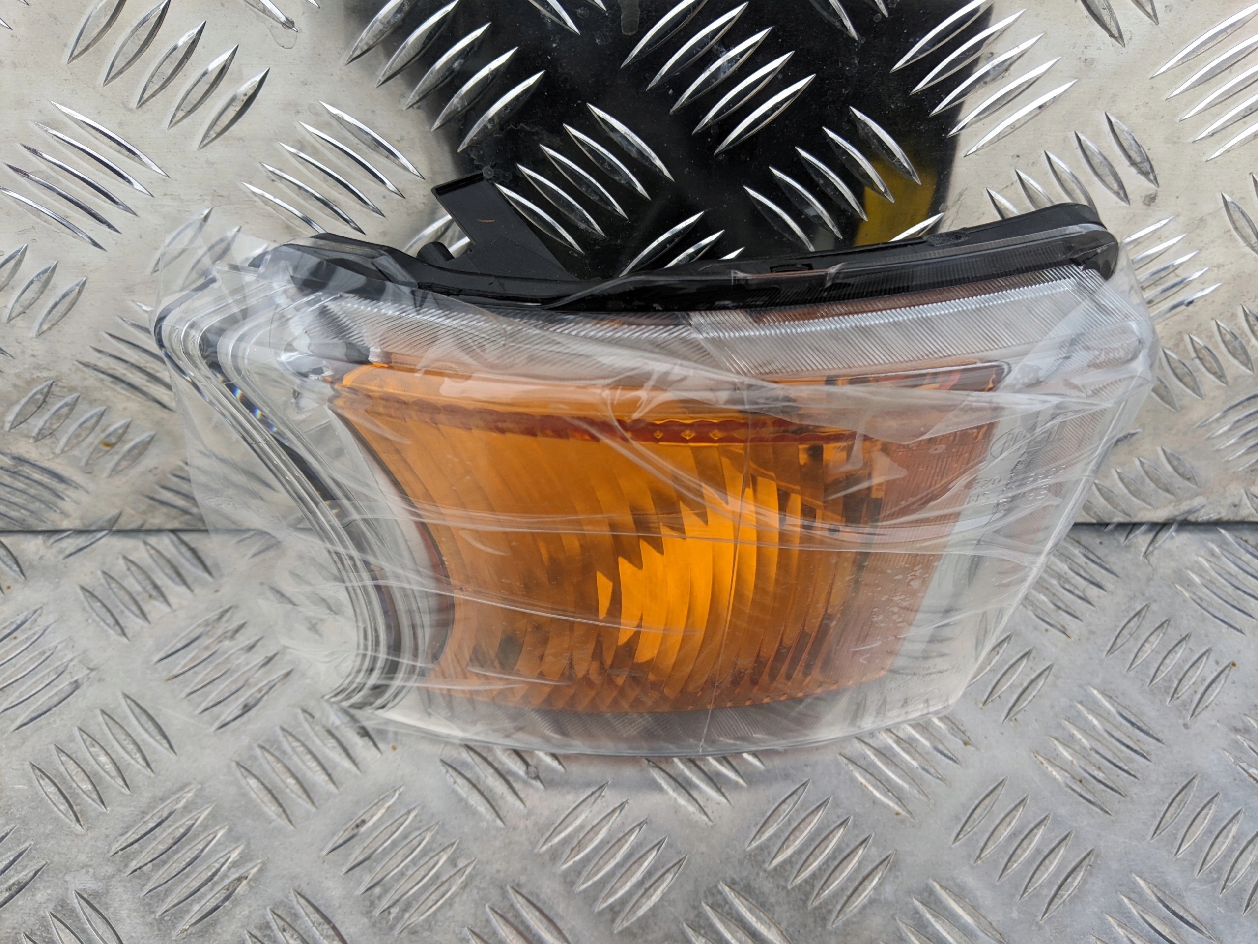 KIERUNKOWSKAZ KIERUNEK SCANIA R LAMPA XENON PRAWY - obrazek 5