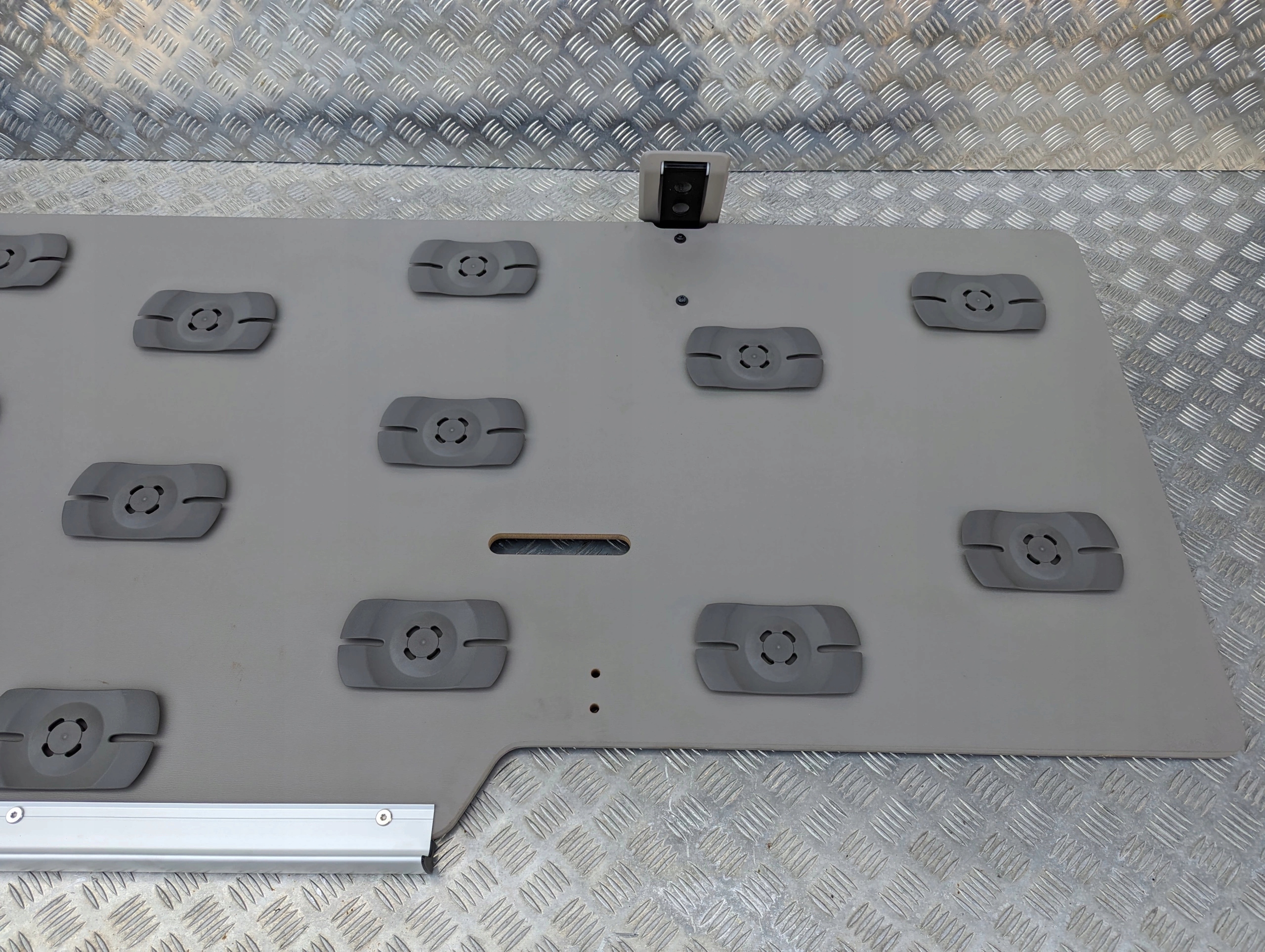 ŁÓŻKO DOLNE DAF XF 106 LIFT - obrazek 5