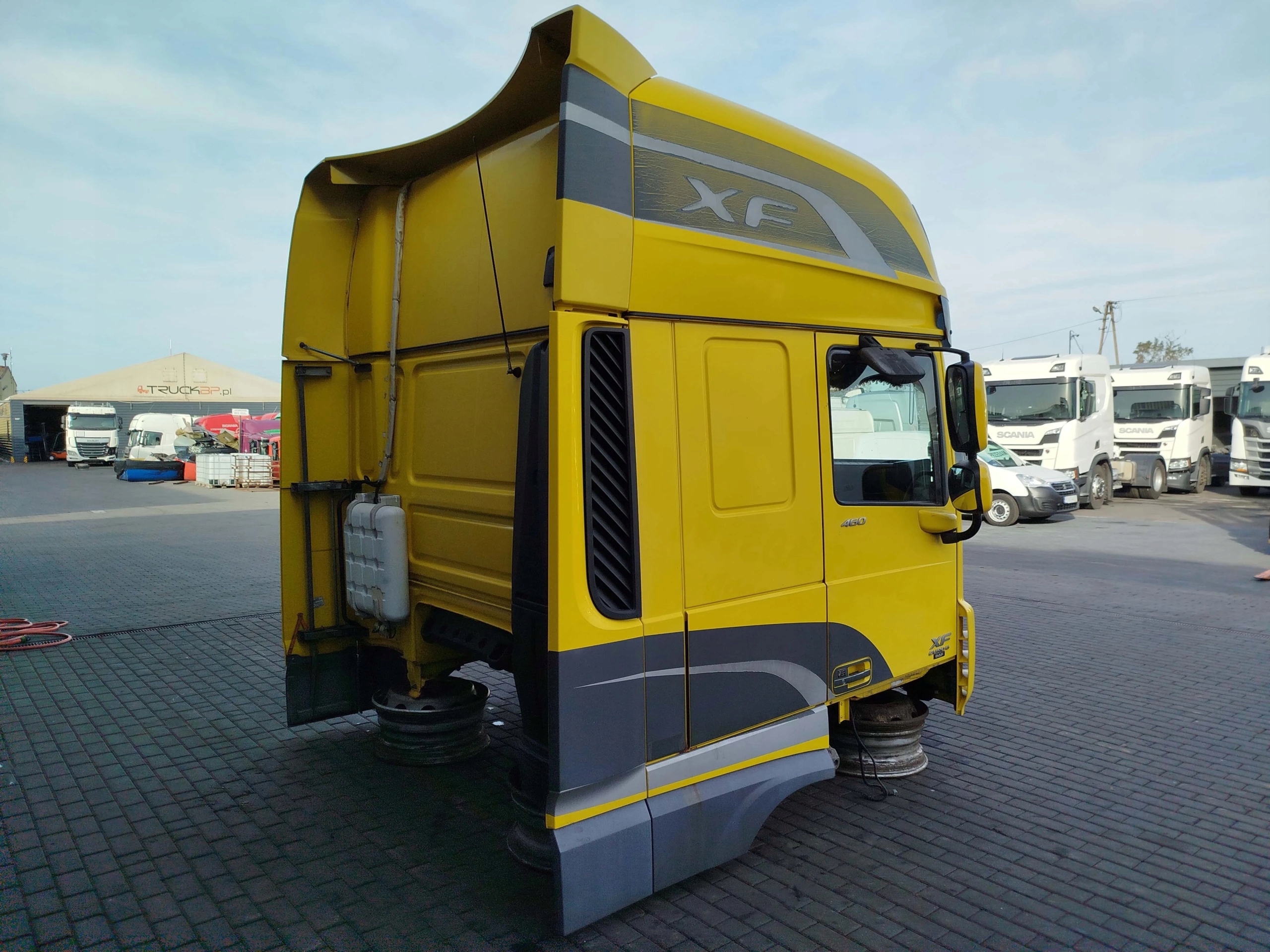 KABINA DAF XF 106 - obrazek 4