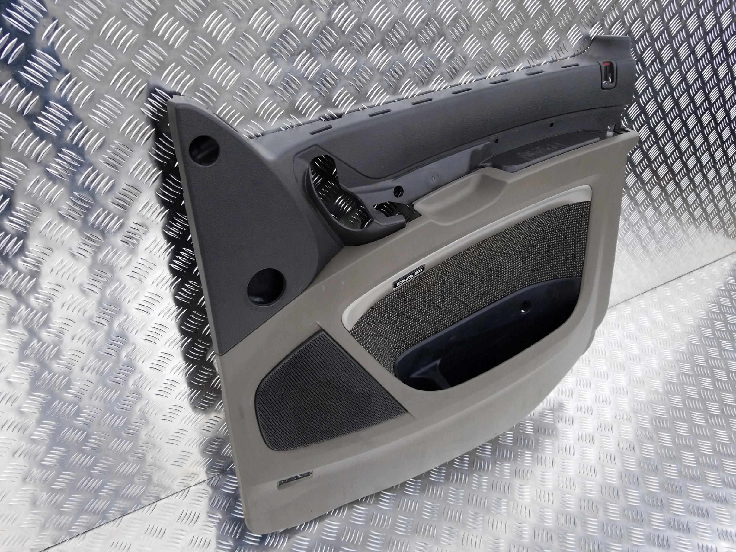 TAPICERKA BOCZEK DRZWI DAF XF 105 - obrazek 3