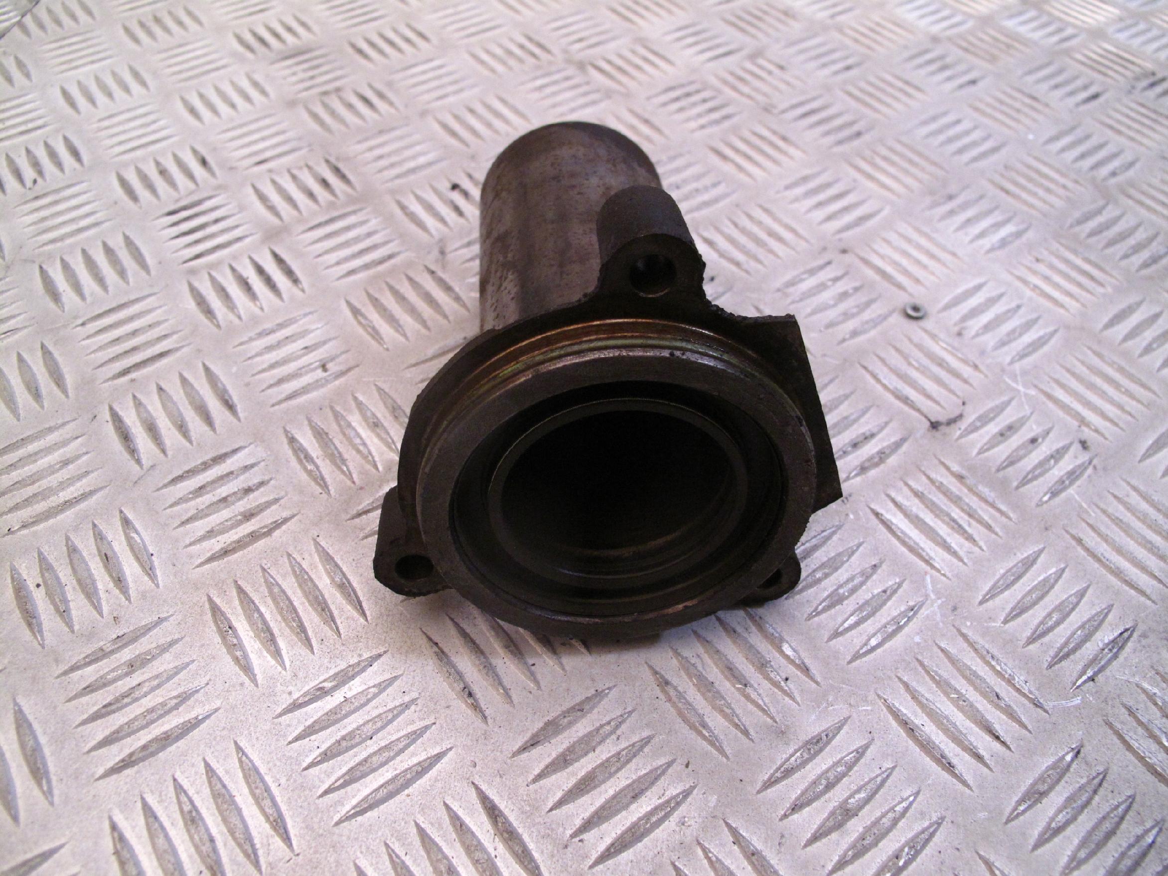 TULEJA ŁOŻYSKA OPOROWEGO SCANIA GRS 895 905 - obrazek 3