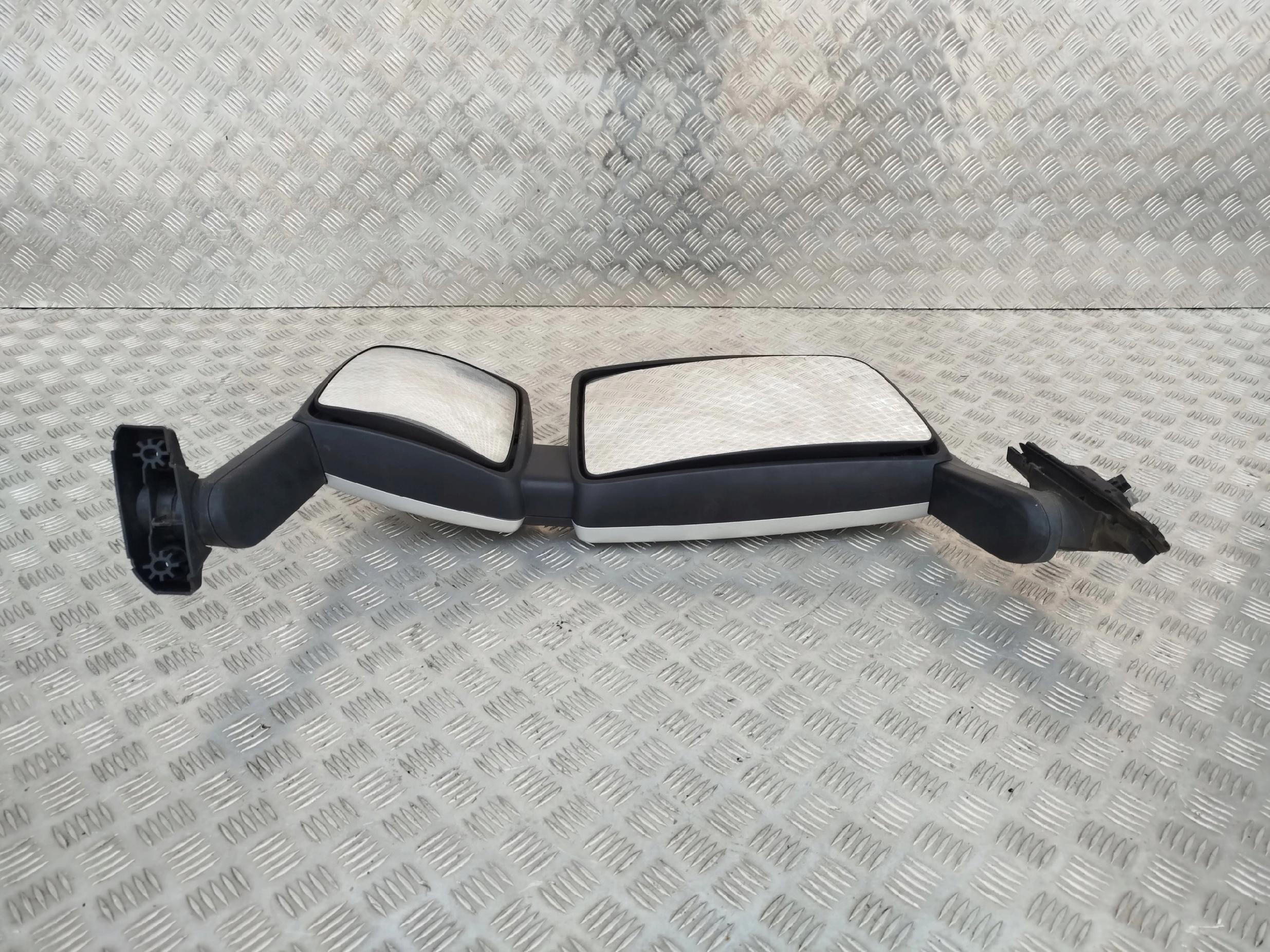 LUSTERKO PRAWE SCANIA R S NTG - obrazek 2