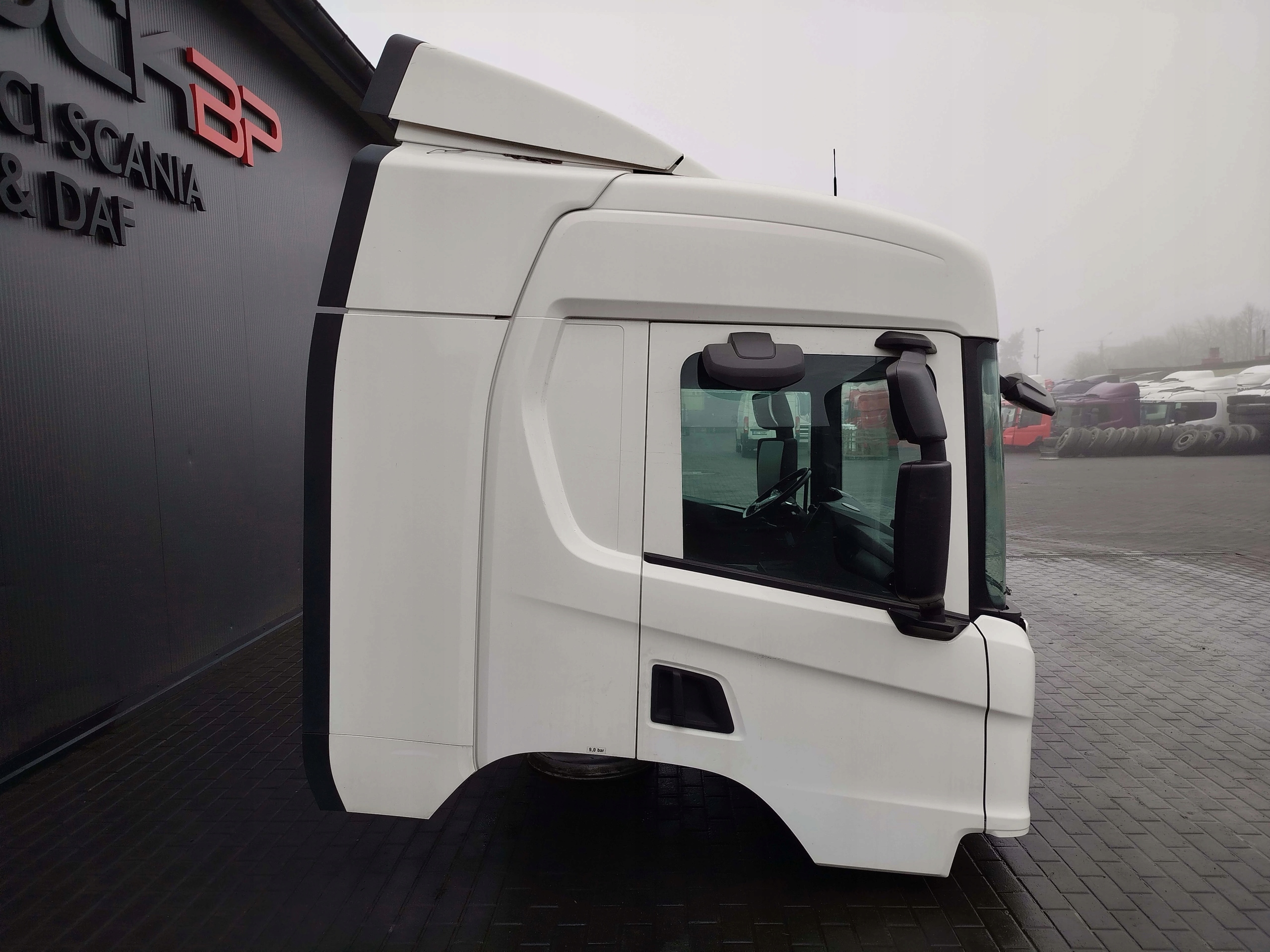 KABINA SCANIA P CP17 NTG - obrazek 3