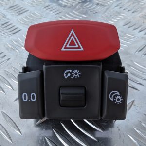 WŁĄCZNIK ŚWIATEŁ AWARYJNYCH SCANIA NTG