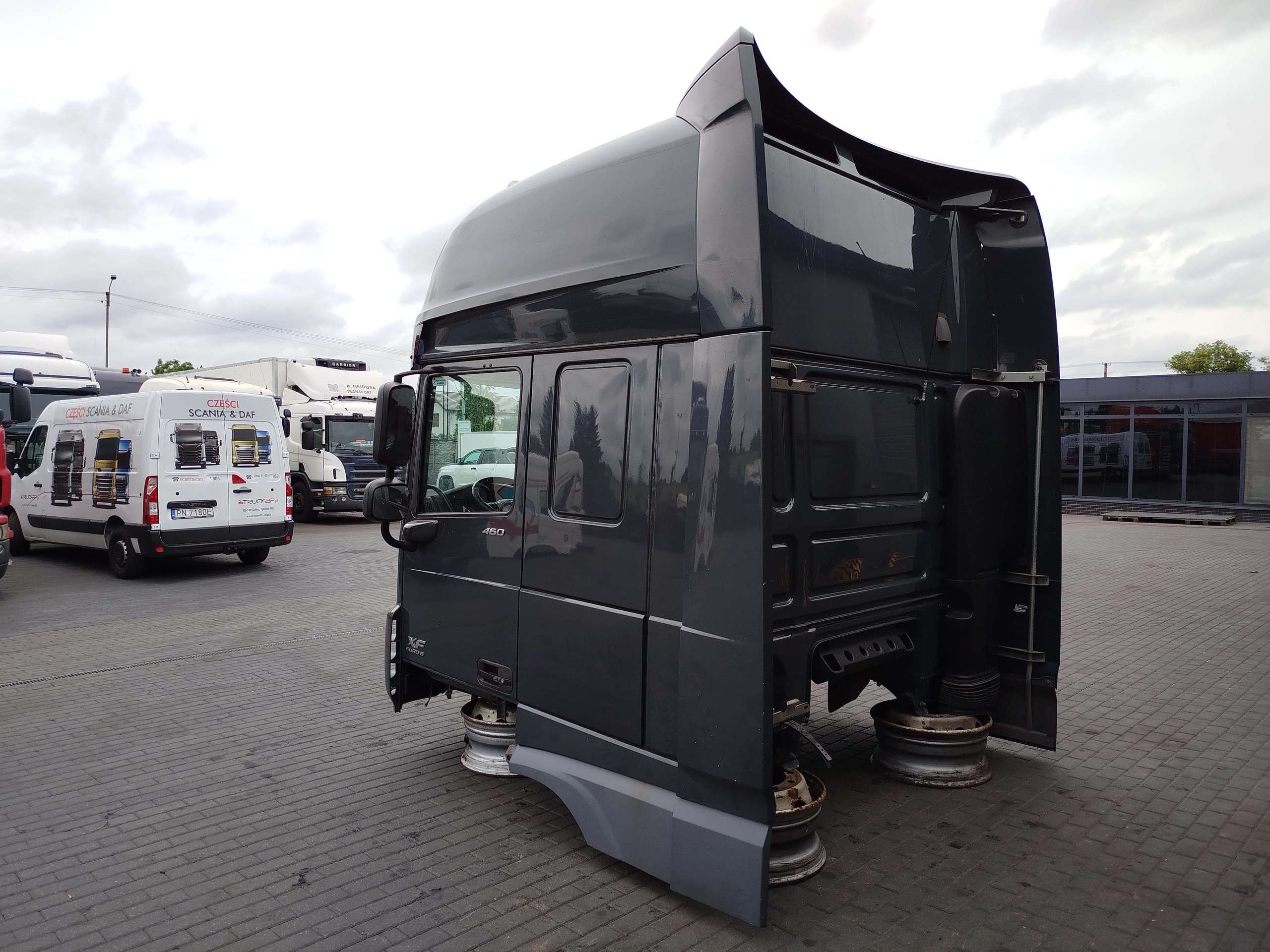 KABINA DAF XF 106 - obrazek 5