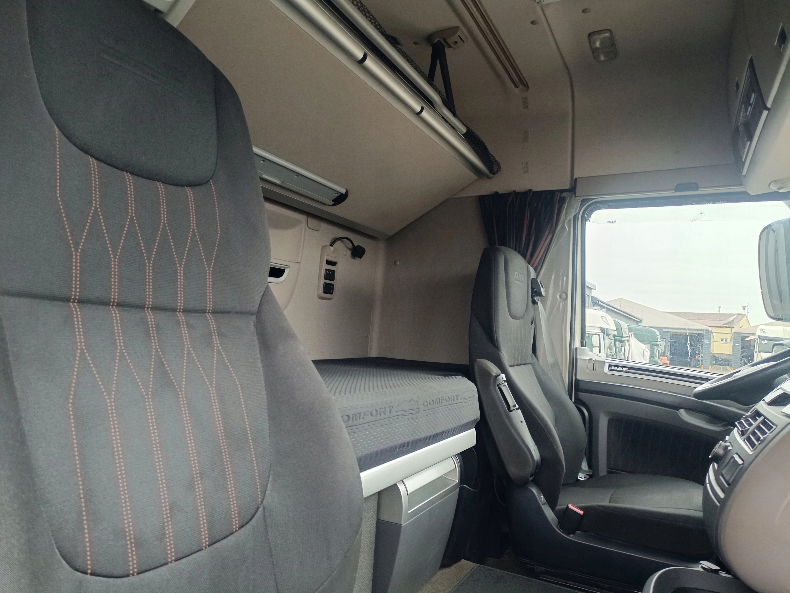 KABINA DAF XF 106 480 SC SPACE CAB LIFT - obrazek 11