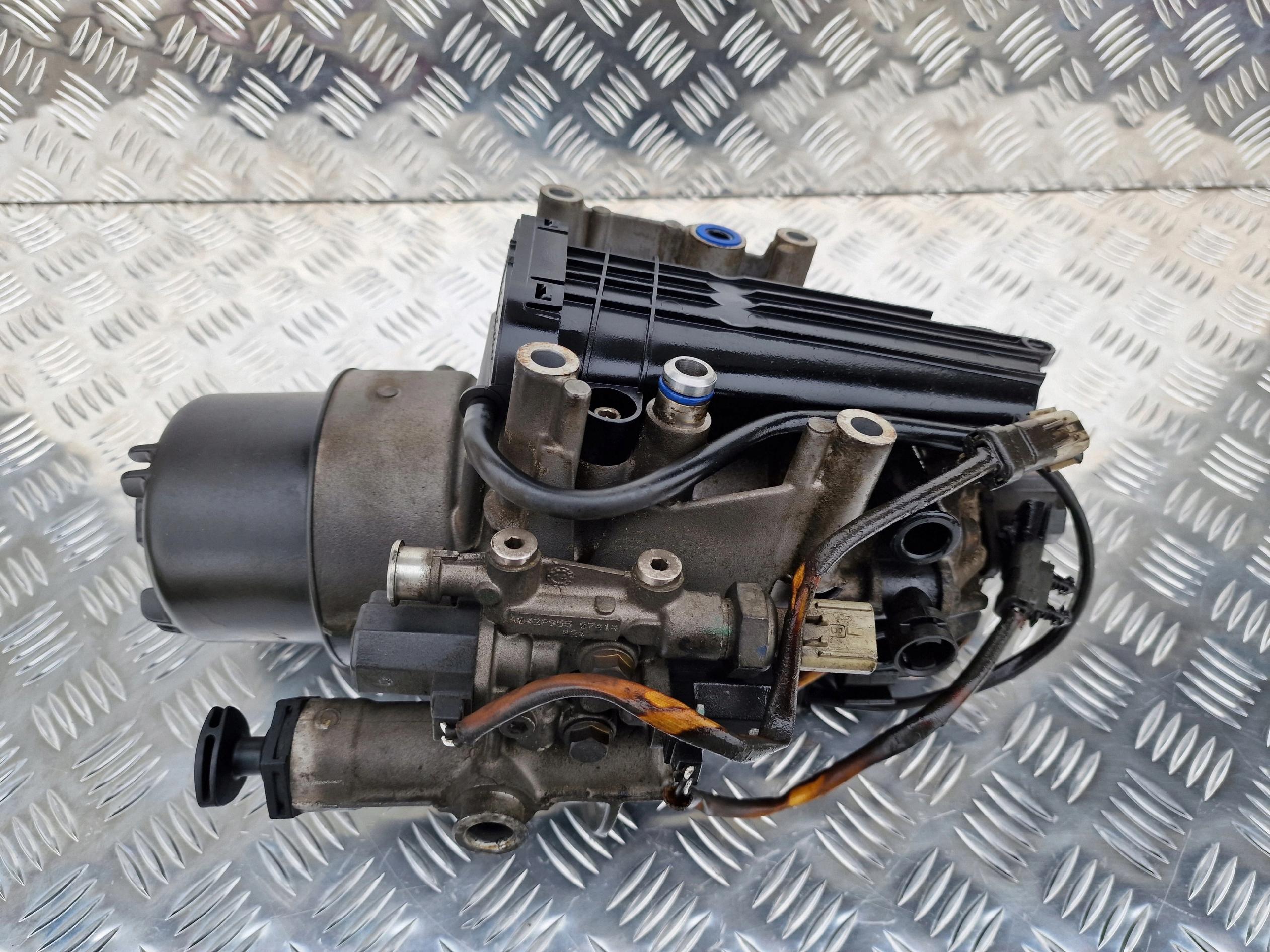 OBUDOWA FILTRA PALIWA DAF XF 106 EURO 6 - obrazek 3