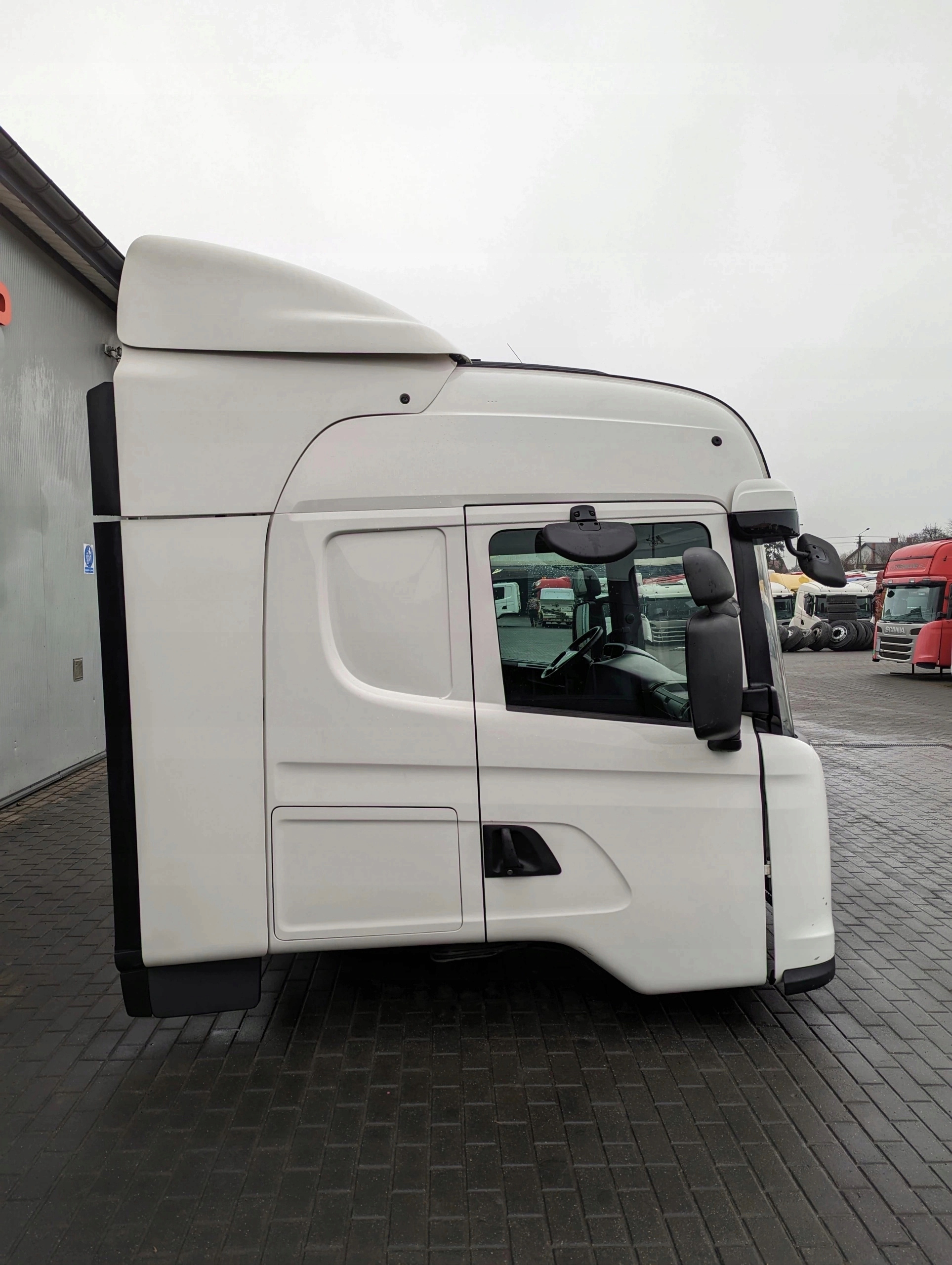 KABINA SCANIA CG19 STREAMLINE HIGHLINE EURO 6 - obrazek 7