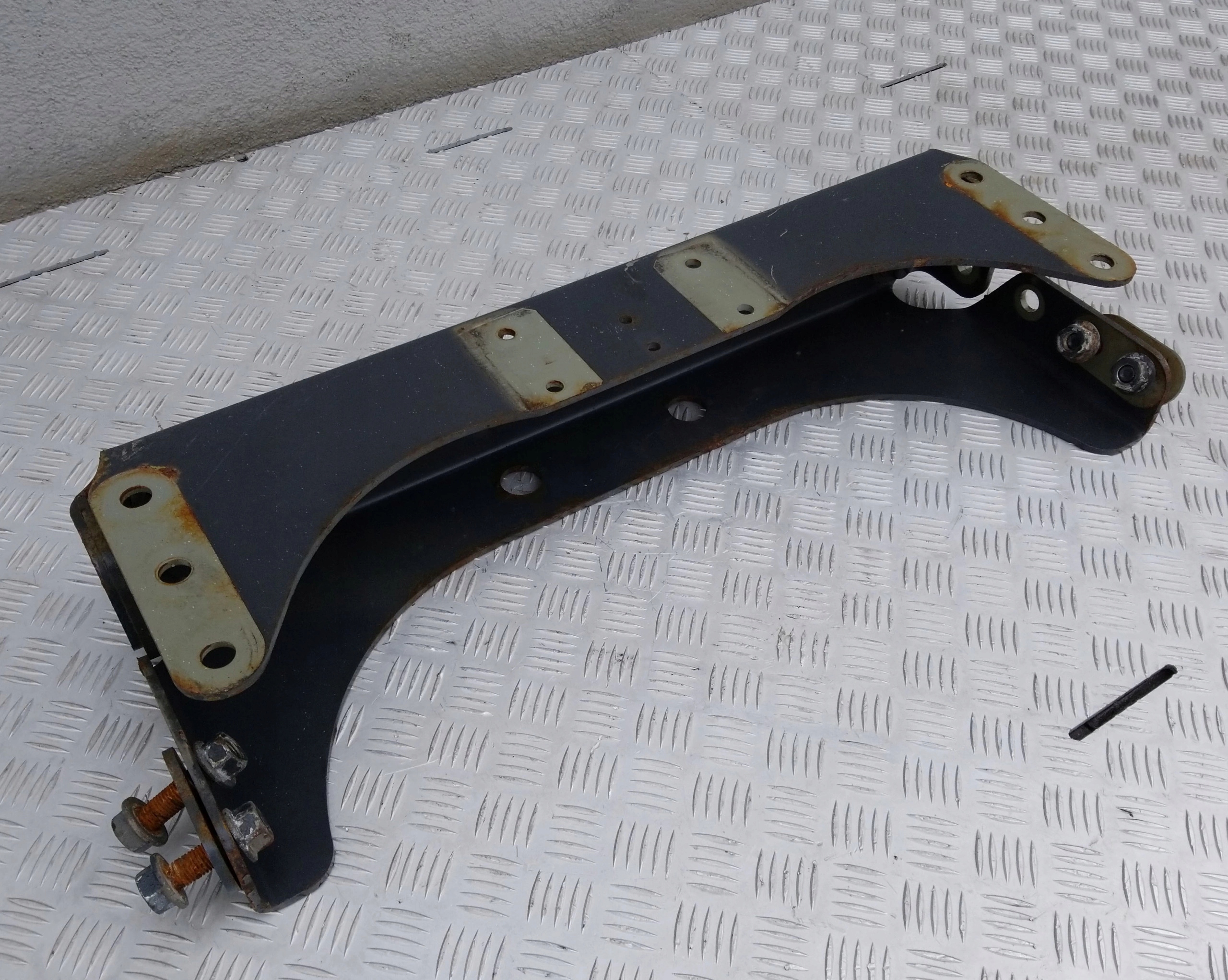 BELKA POPRZECZNA WSPORNIK RAMY DAF XF 105 - obrazek 2