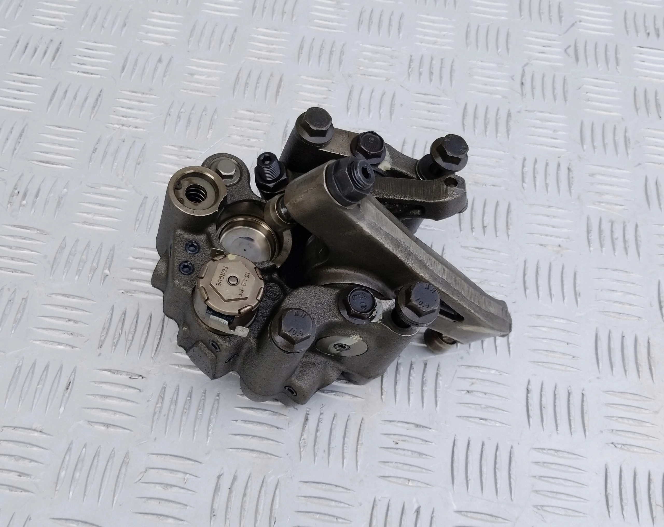 POPYCHACZE ZAWORÓW DAF XF 105 410 460 CF 85