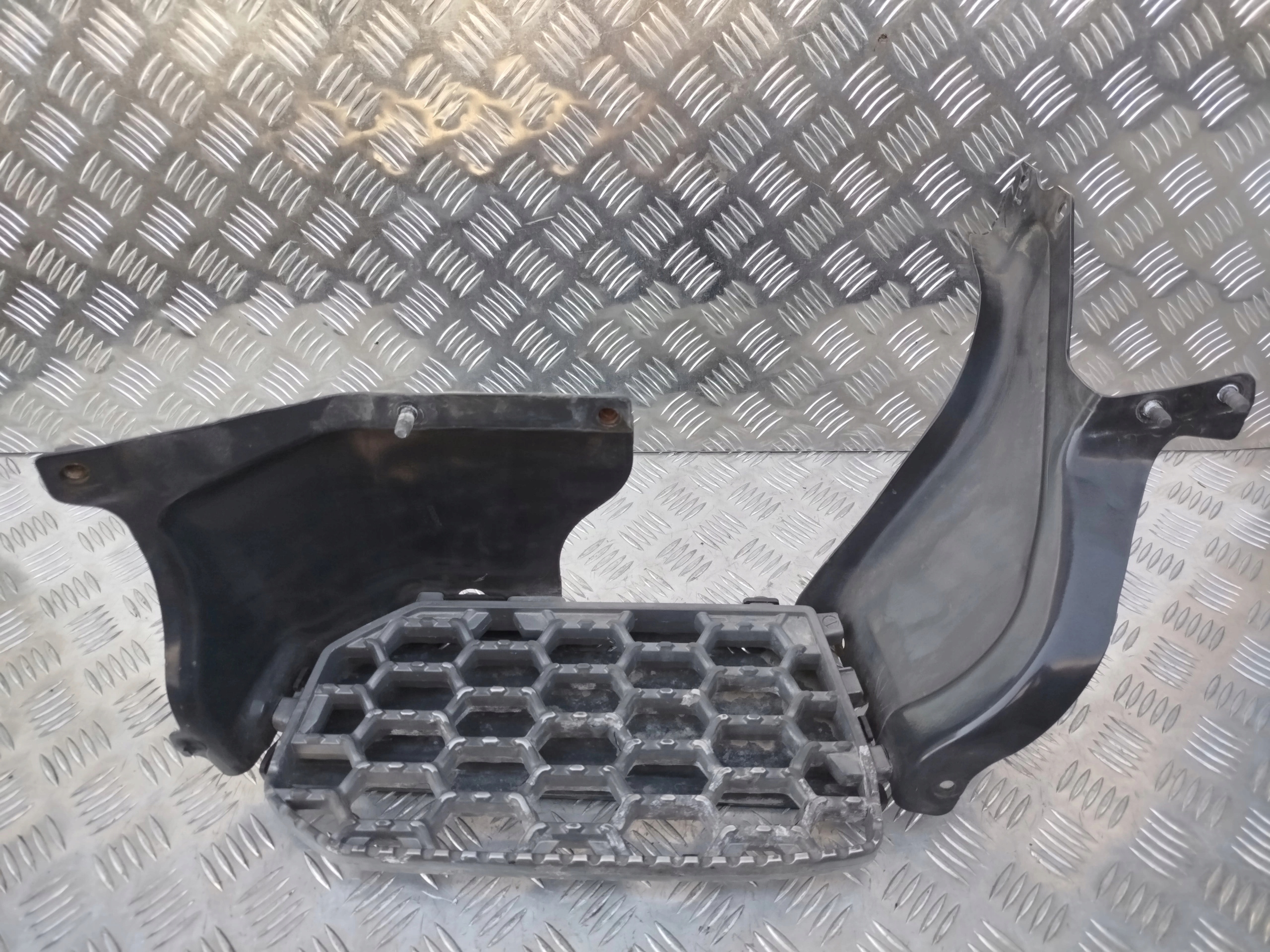 STOPIEŃ STOPNICA LEWA SCANIA G NTG - obrazek 2