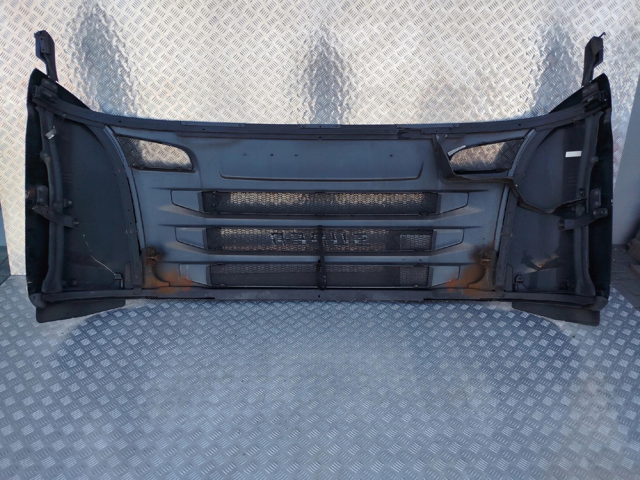 ATRAPA GÓRNA SCANIA STREAMLINE V8 - obrazek 4