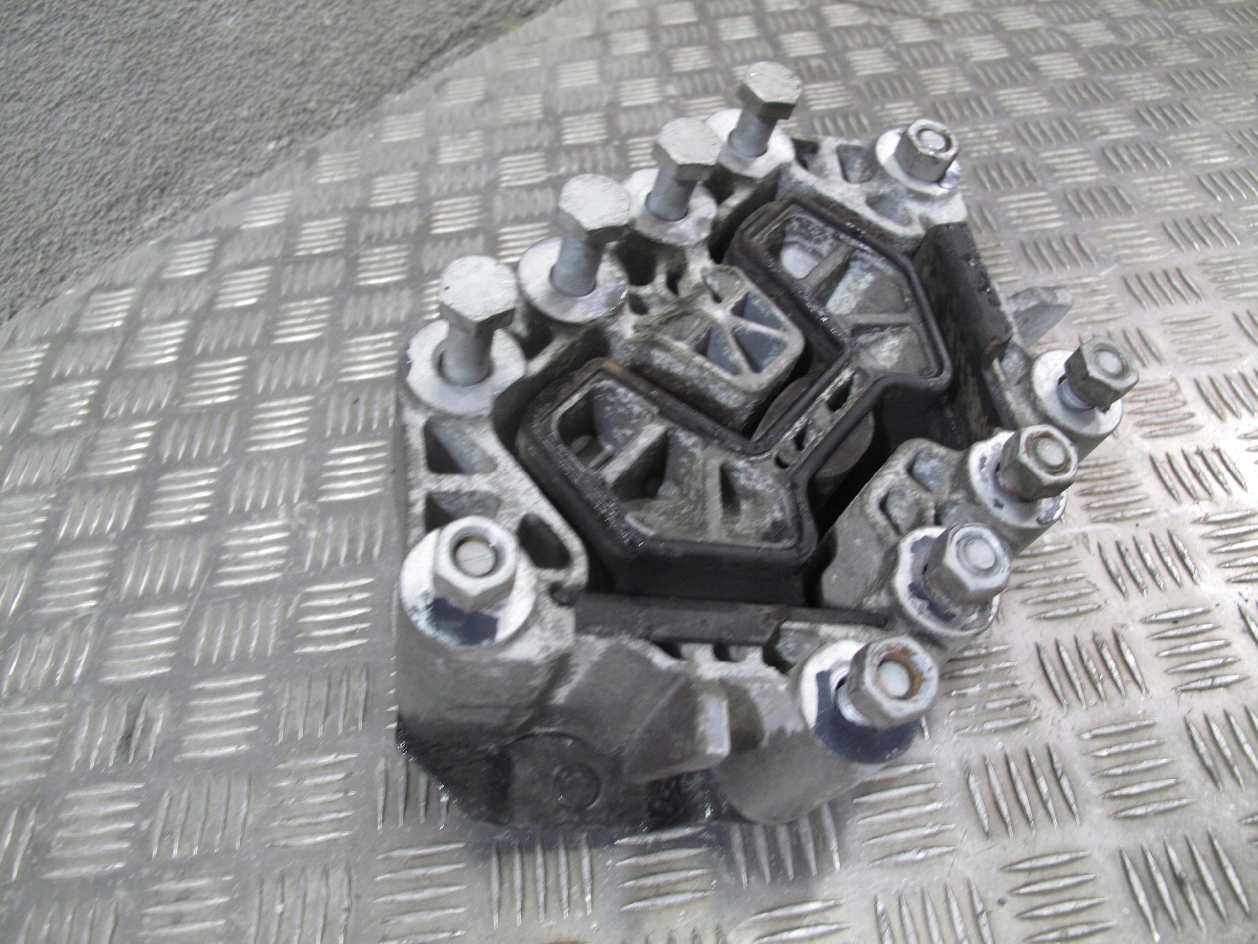 PODUSZKA SKRZYNI BIEGÓW SCANIA R S - obrazek 6