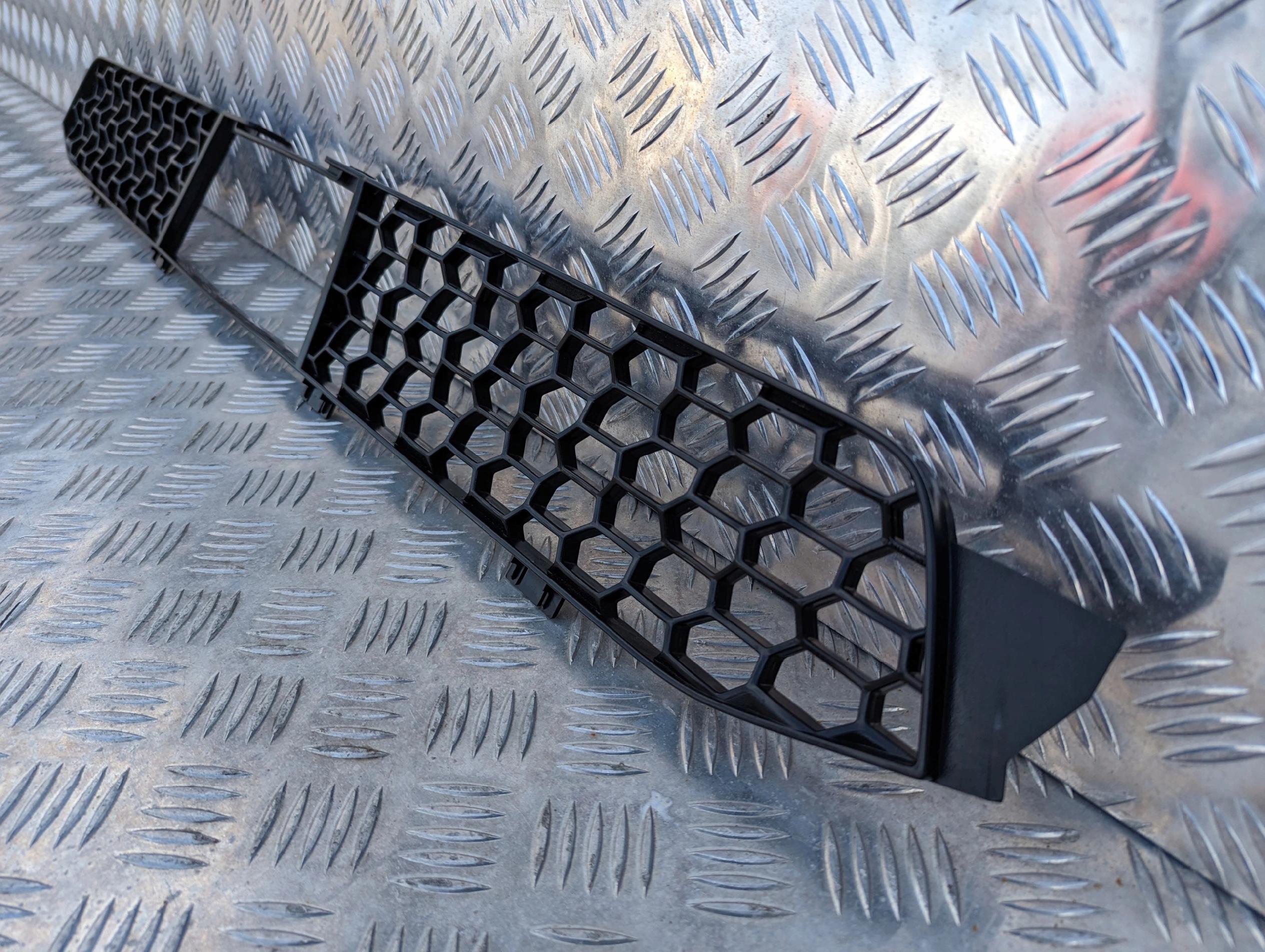 SIATKA POSZYCIA ZDERZAKA SCANIA NTG - obrazek 6