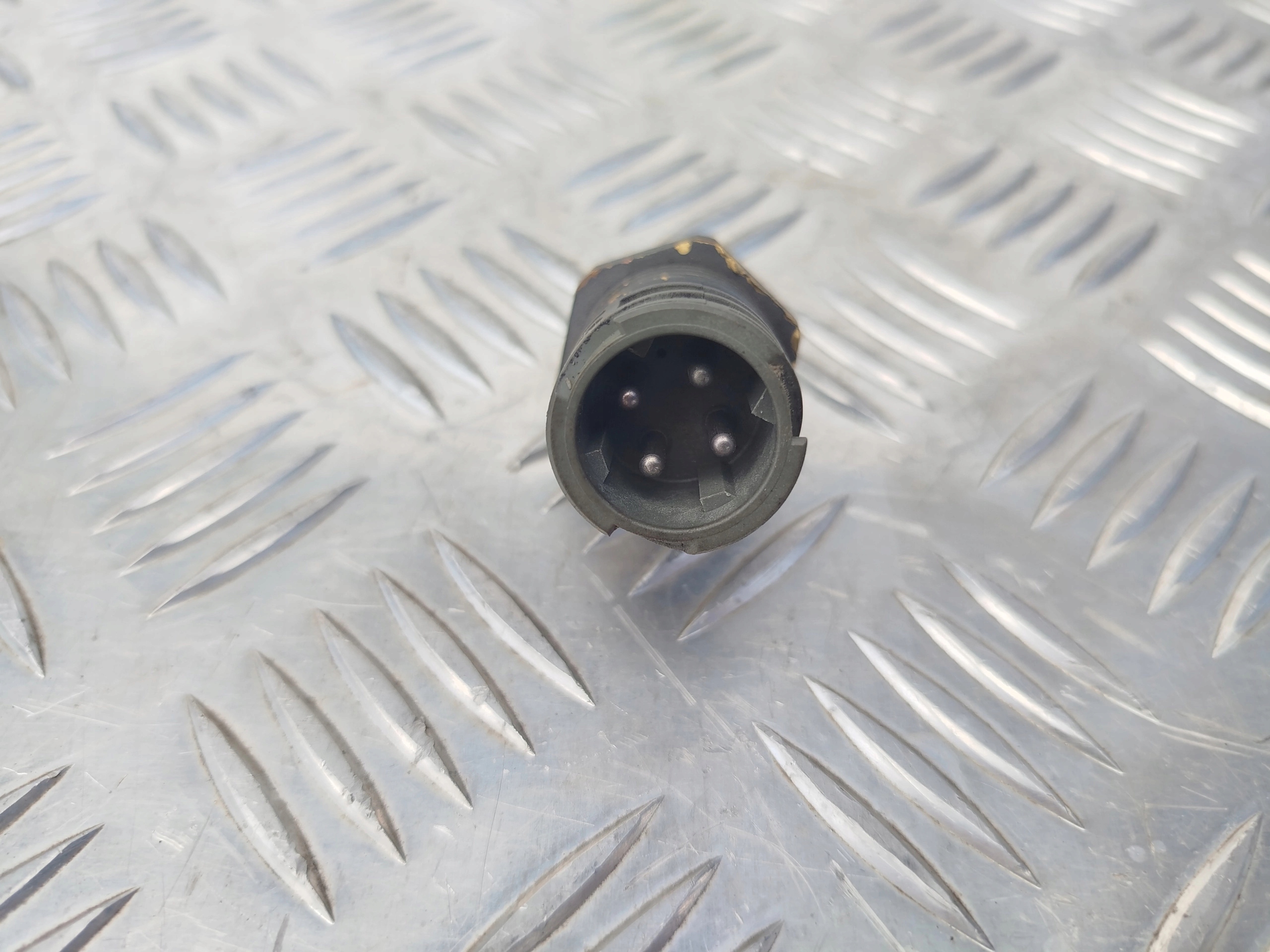 CZUJNIK CIŚNIENIA OLEJU DAF XF 106 - obrazek 3