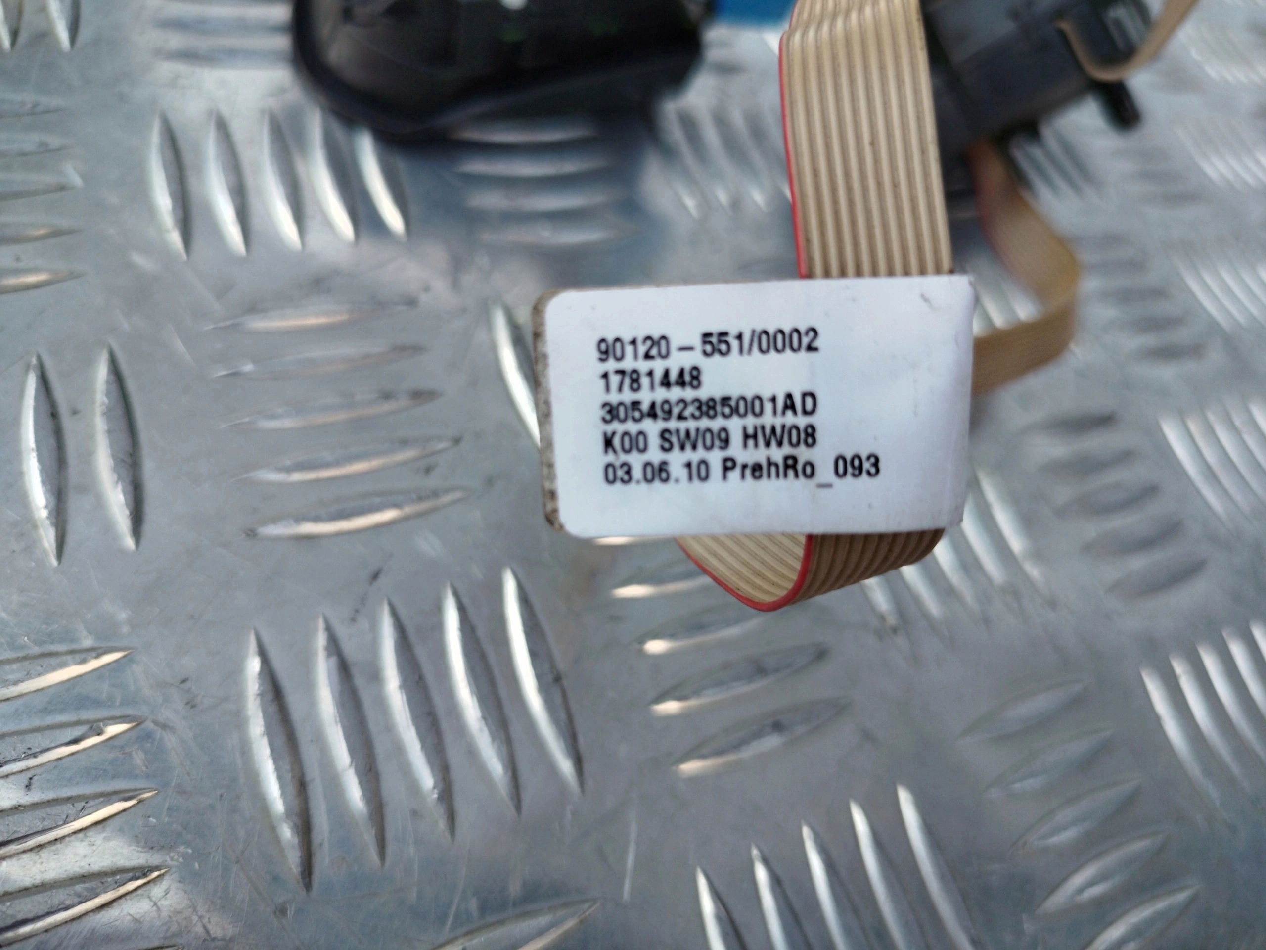 PRZYCISKI KIEROWNICY DAF XF 105 - obrazek 2