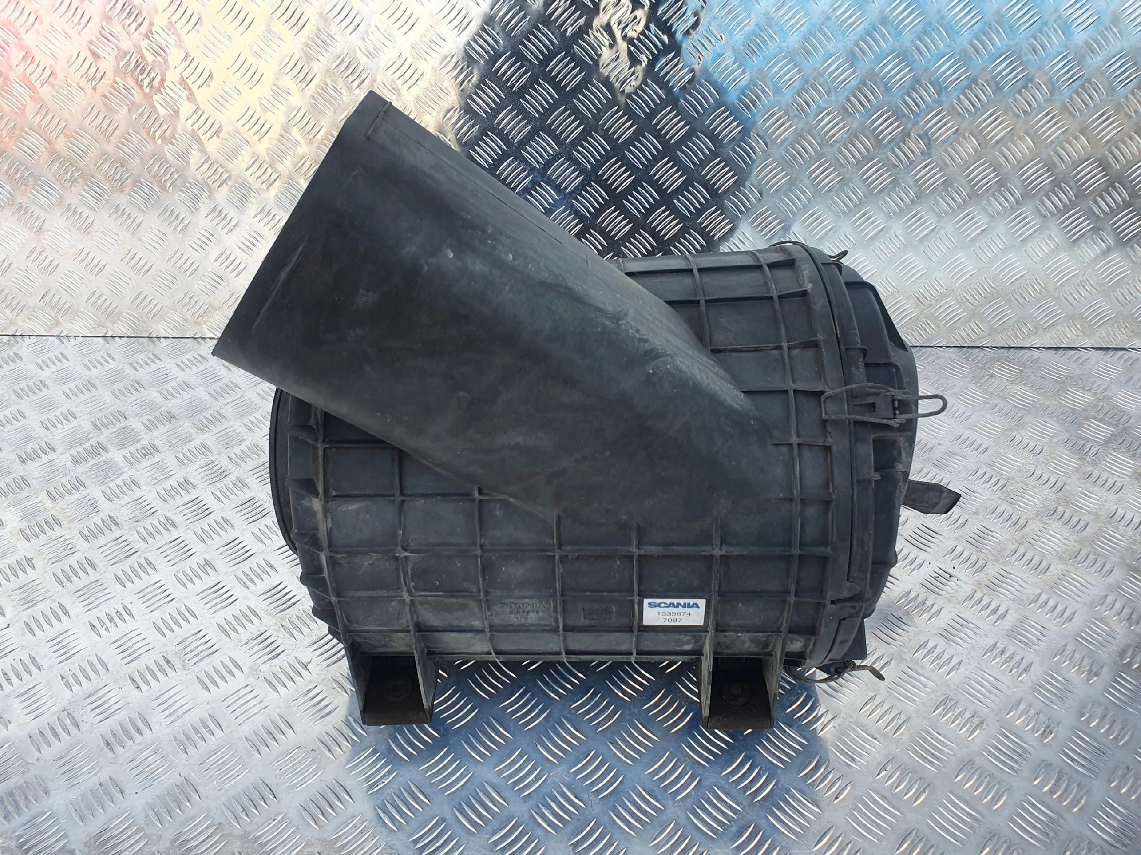 OBUDOWA FILTRA POWIETRZA SCANIA R - obrazek 3