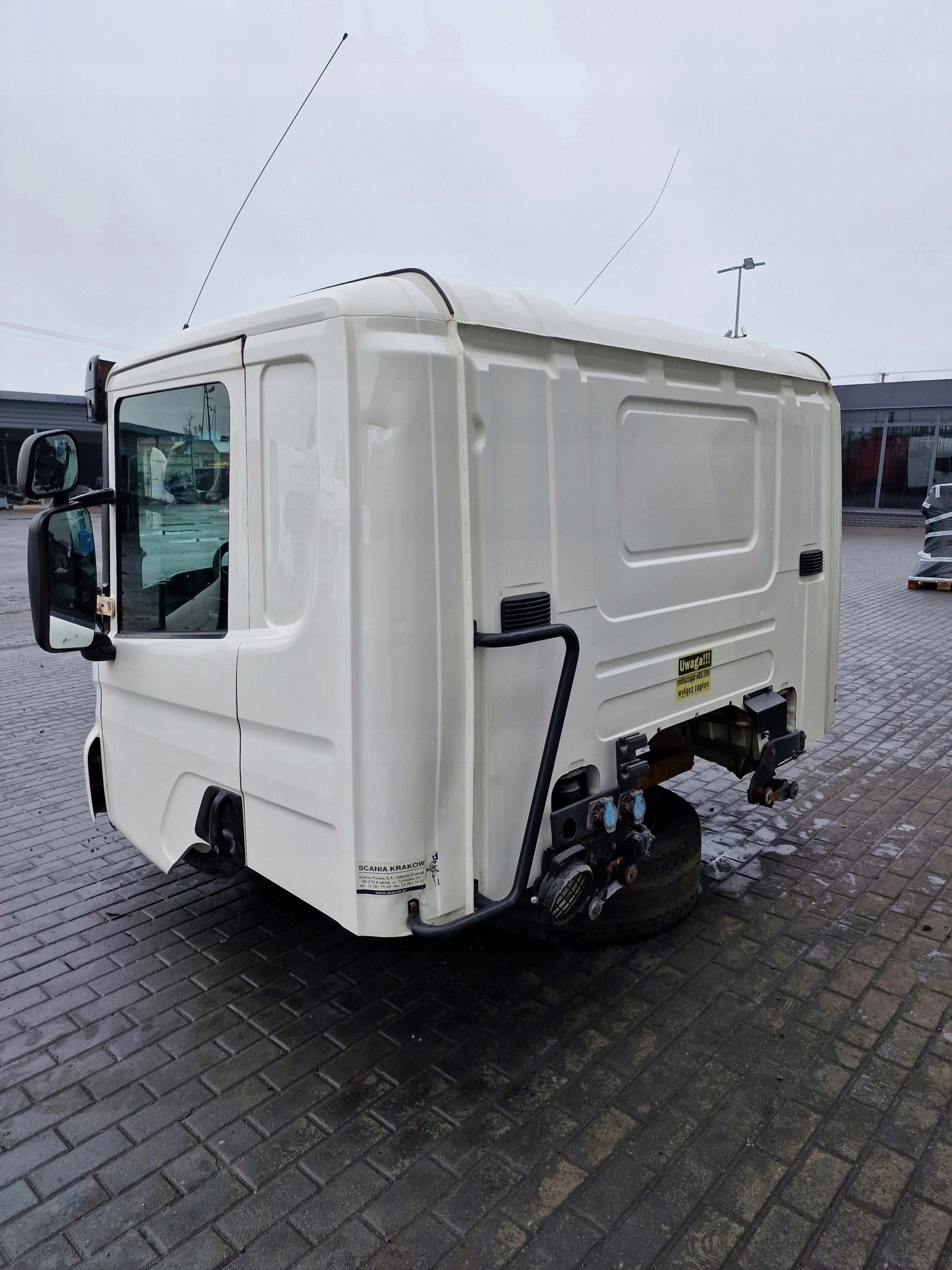 KABINA SCANIA P CP 16 2012 ROK - obrazek 5