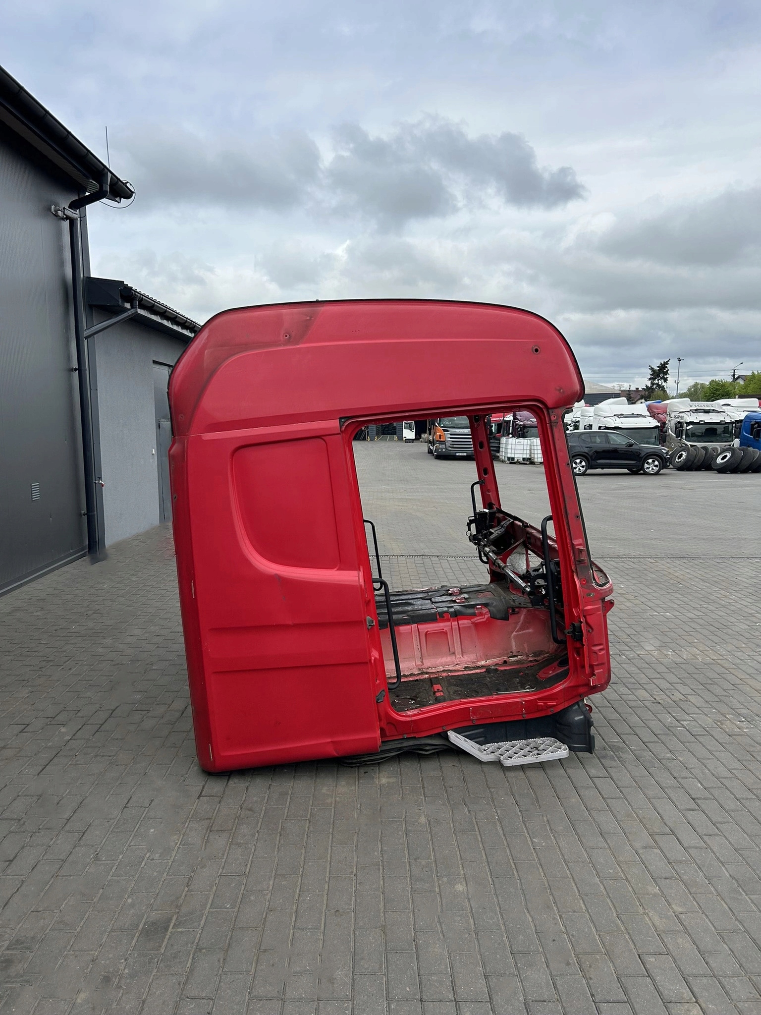 KABINA GOŁA SZKIELET SCANIA CG19 HPI HIGHLINE 2010 ROK - obrazek 5