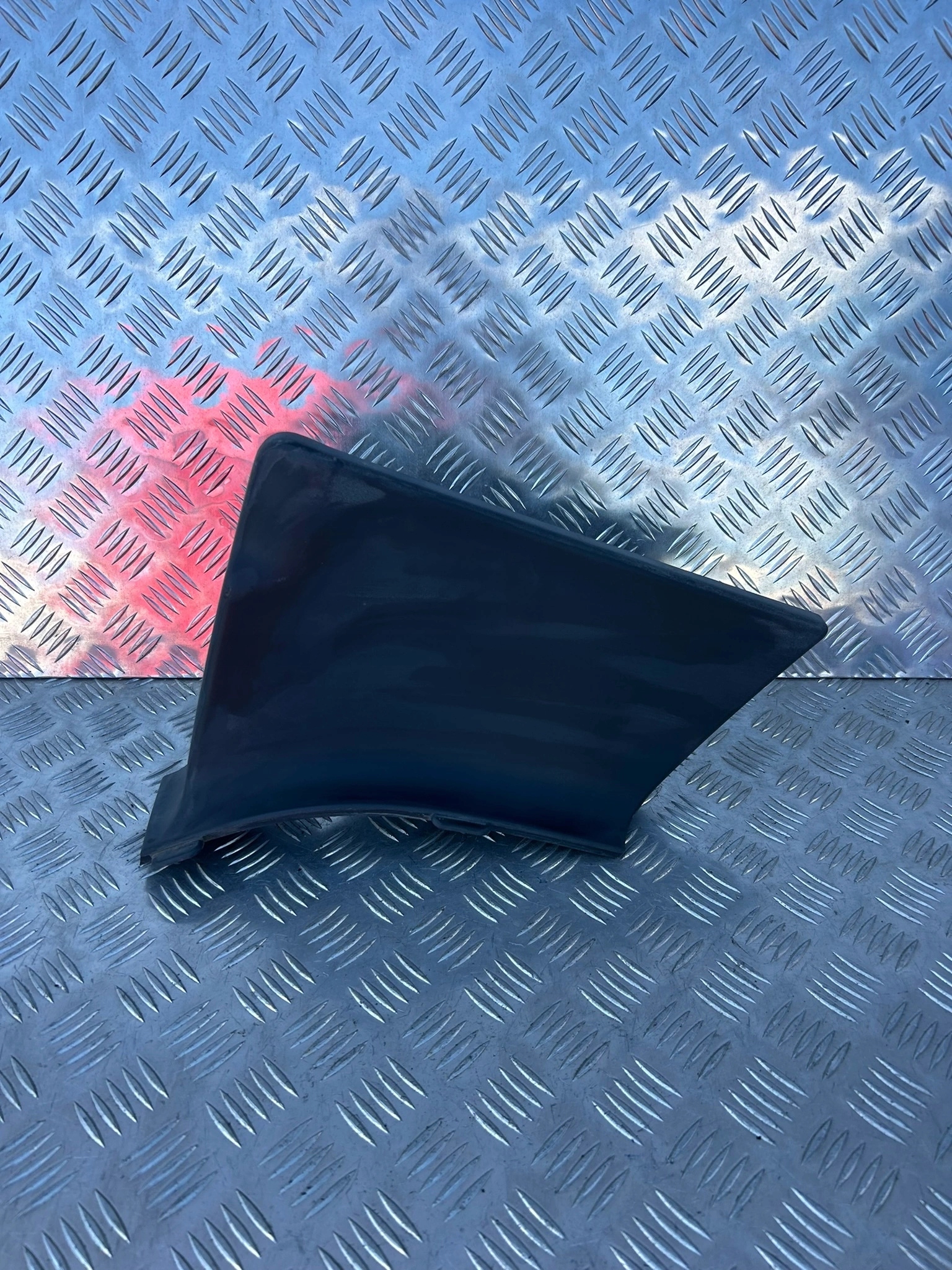 TRÓJKĄT NADKOLA PRAWY SCANIA R