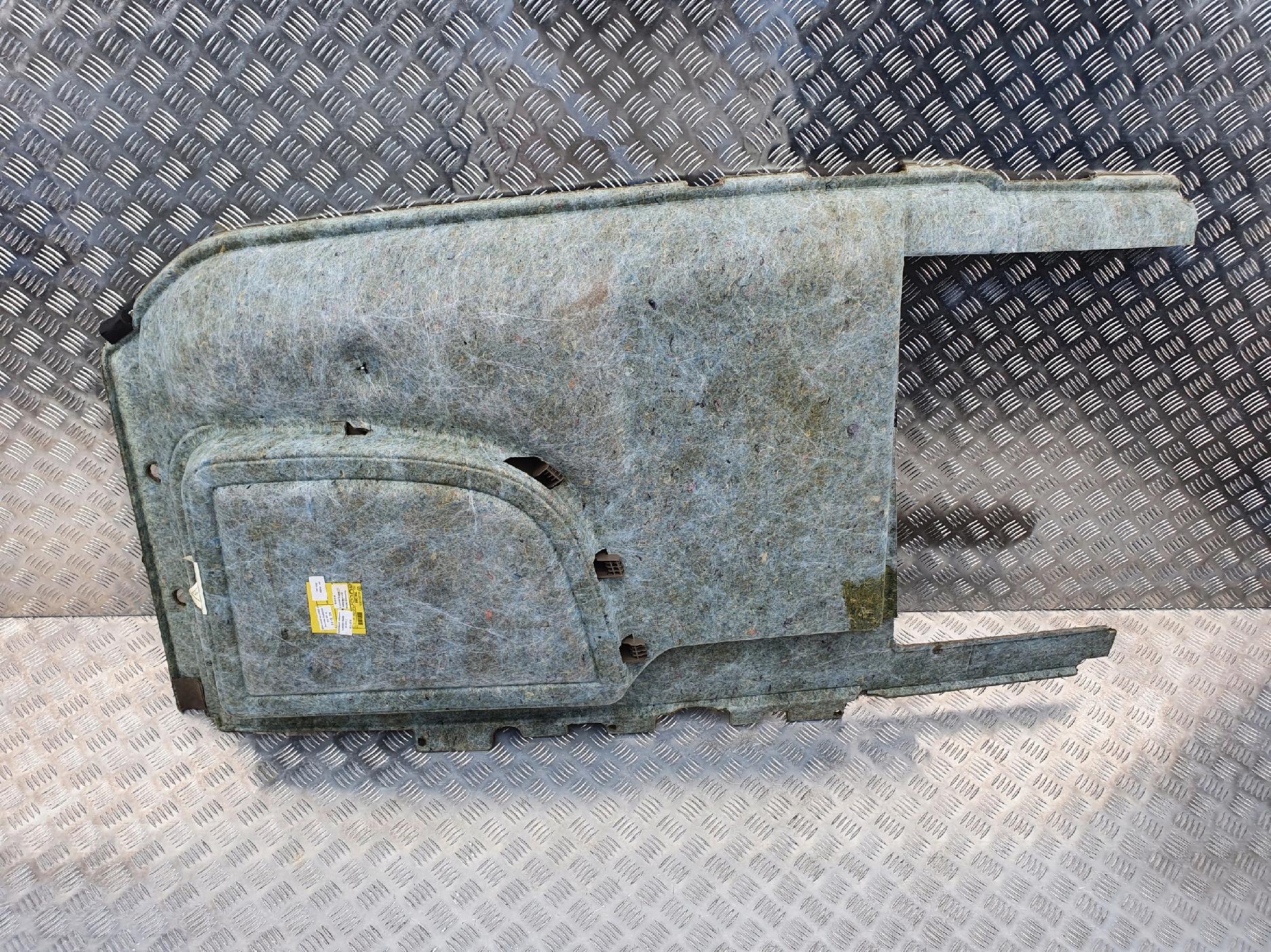 TAPICERKA BOCZNA KABINY SCANIA CR 19 LEWA STRONA - obrazek 3