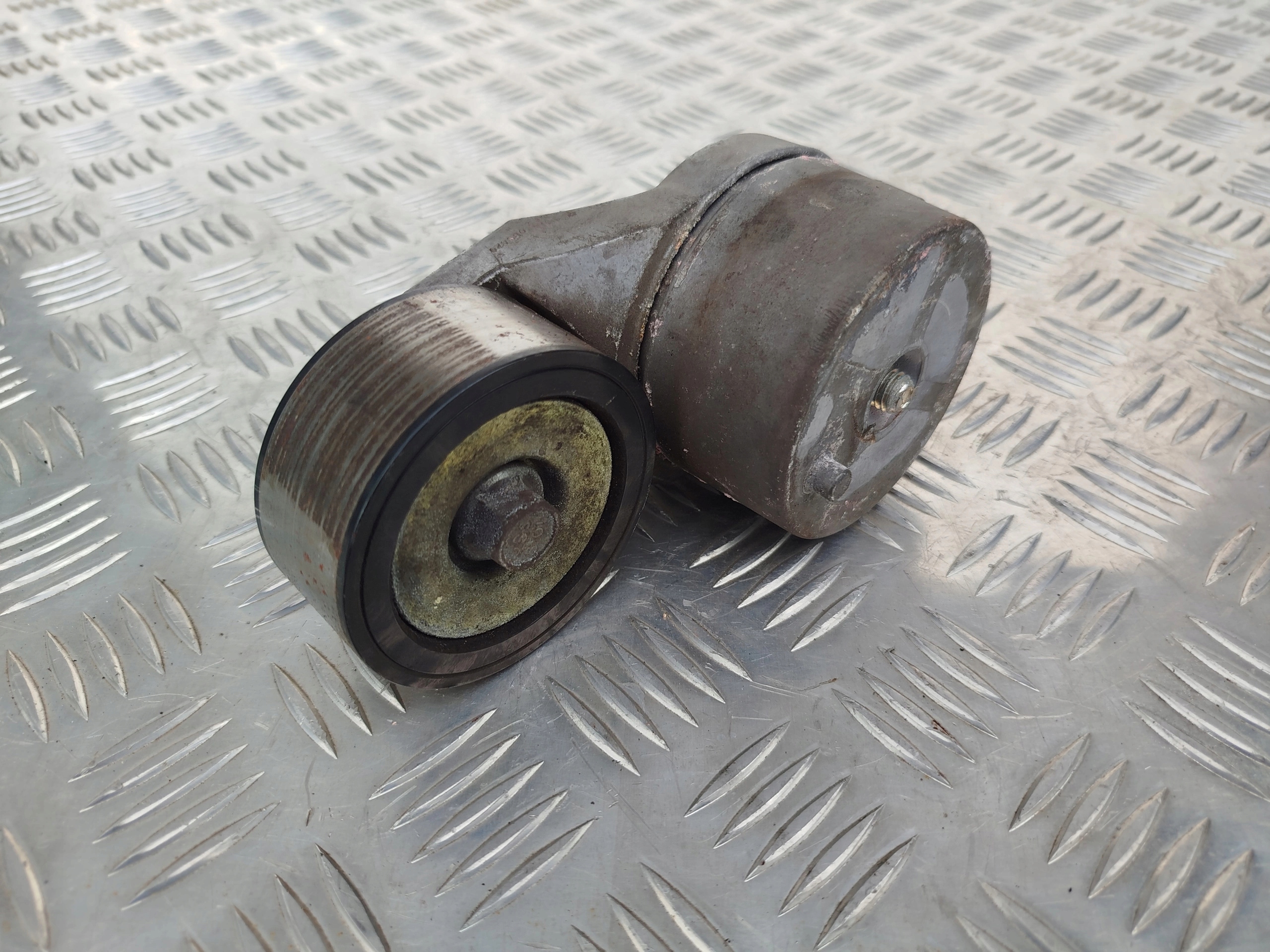 NAPINACZ ROLKA NAPINACZA DAF XF 106 - obrazek 3