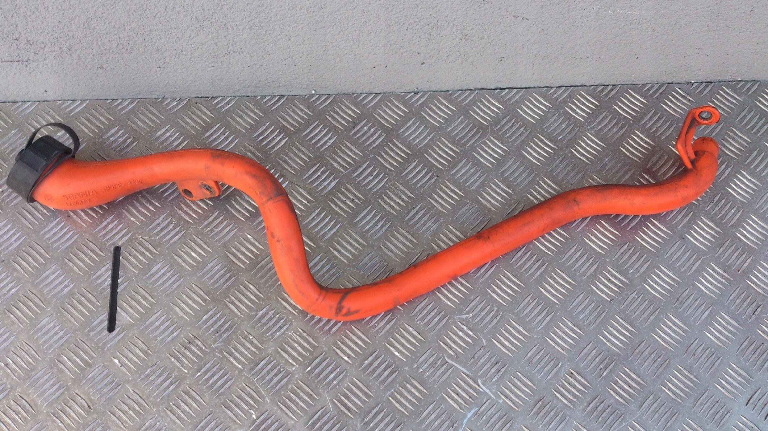 RURA RURKA WLEWU OLEJU SCANIA R STARY TYP - obrazek 2