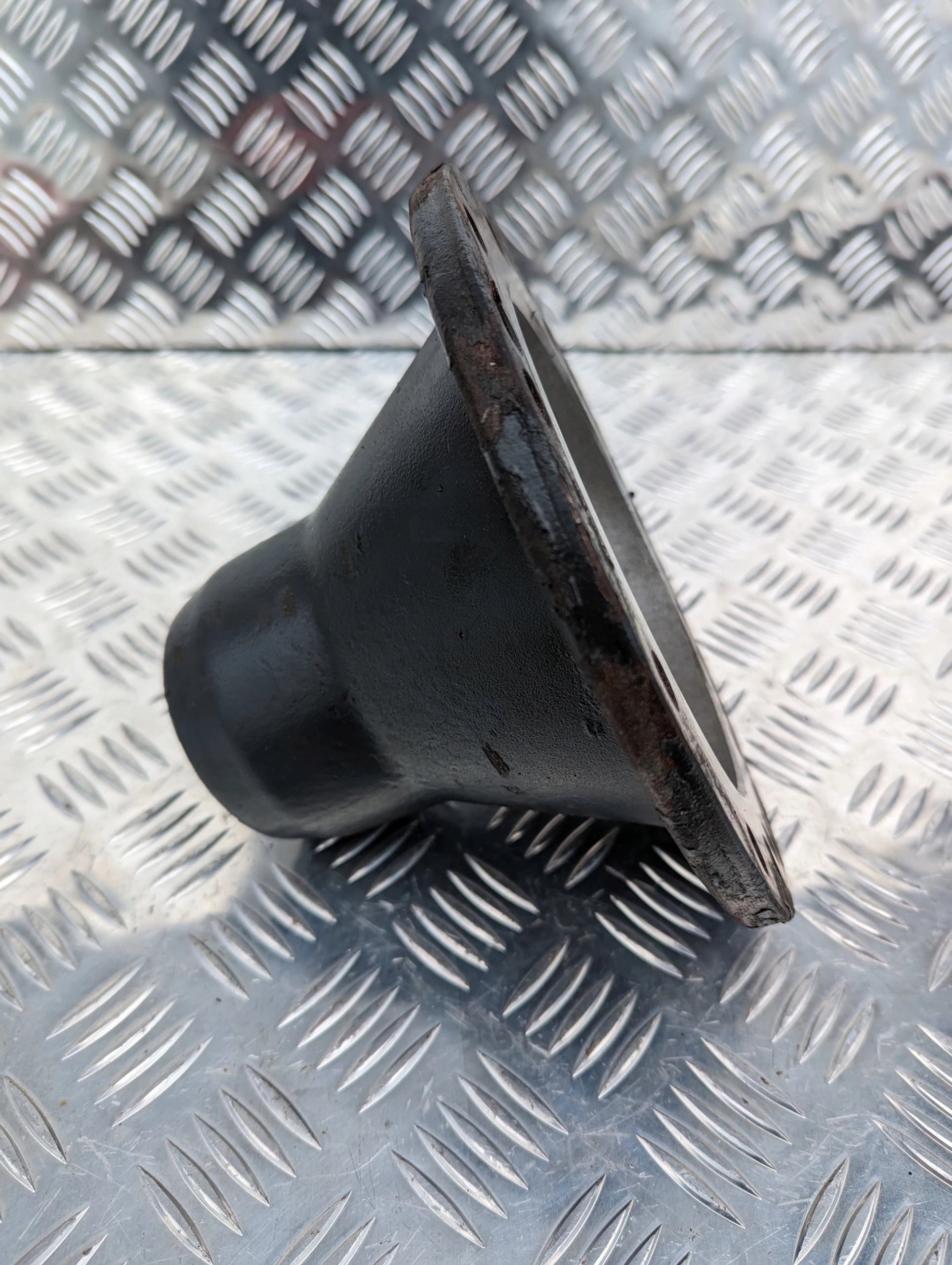 ZABIERAK DEKIEL KAPSEL KOŁNIERZ SCANIA NTG - obrazek 3