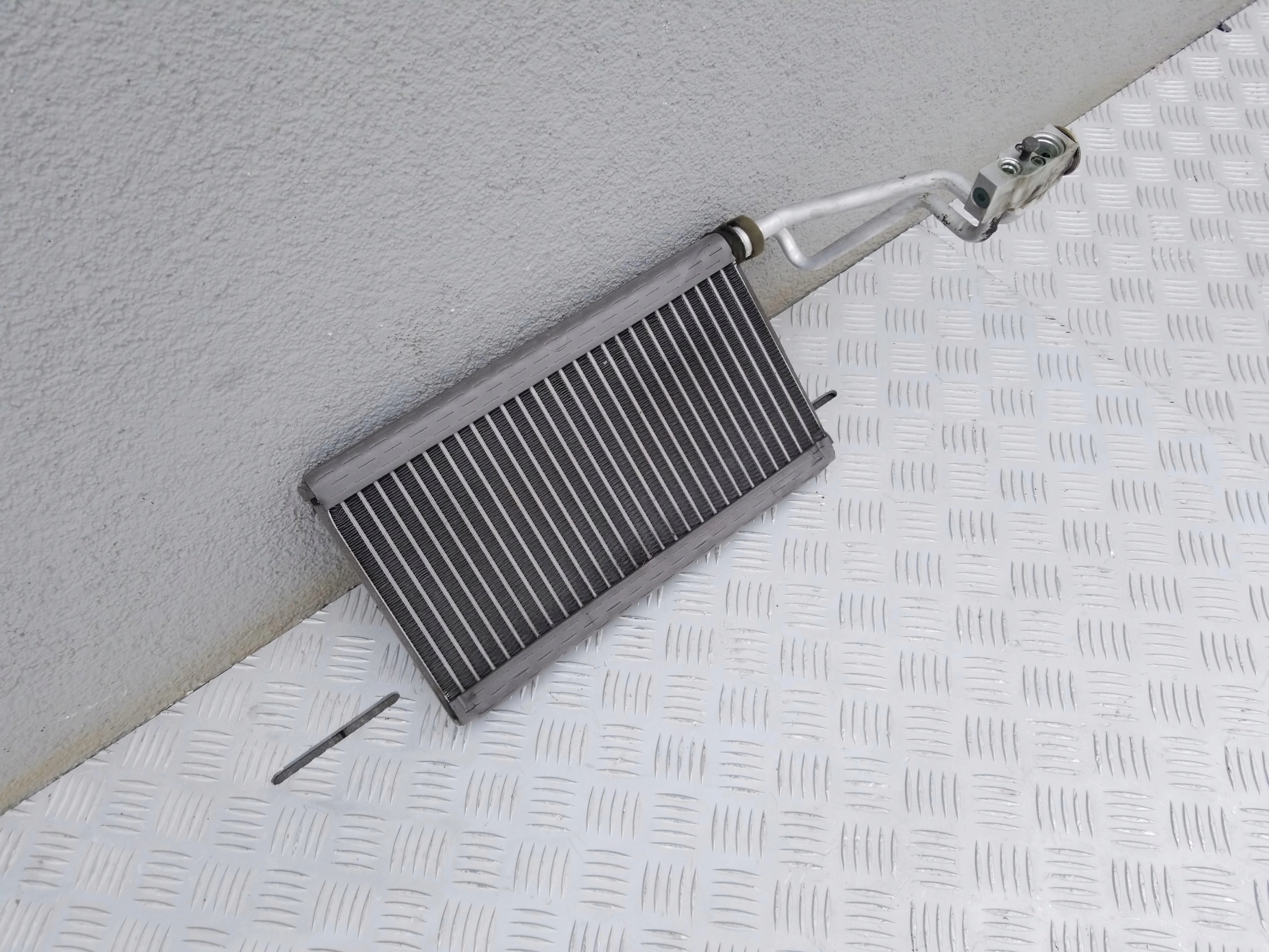 CHŁODNICA CHŁODNICZKA KLIMATYZACJI SCANIA R - obrazek 3