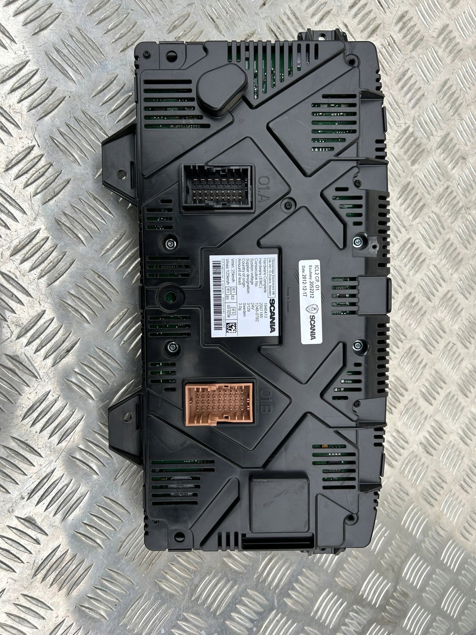 ZEGARY DUŻY WYŚWIETLACZ SCANIA STREAMLINE EURO 6 - obrazek 10