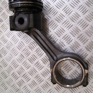 TŁOK Z KORBOWODEM NA 2 ŚRUBY SCANIA 410 EURO 6