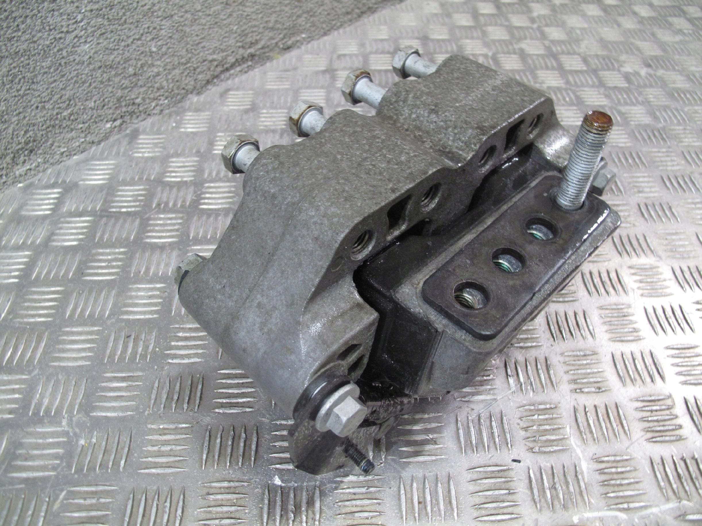 PODUSZKA SKRZYNI BIEGÓW SCANIA R S - obrazek 7