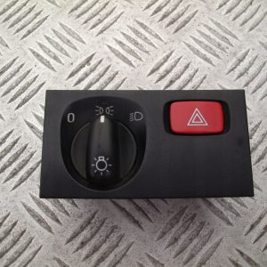 WŁĄCZNIK SWIATEŁ BEZ REGULACJI SCANIA 4