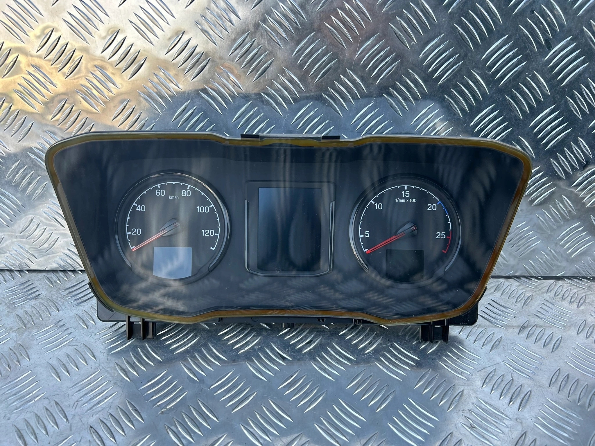 ZEGARY DUŻY WYŚWIETLACZ SCANIA STREAMLINE EURO 6 - obrazek 15