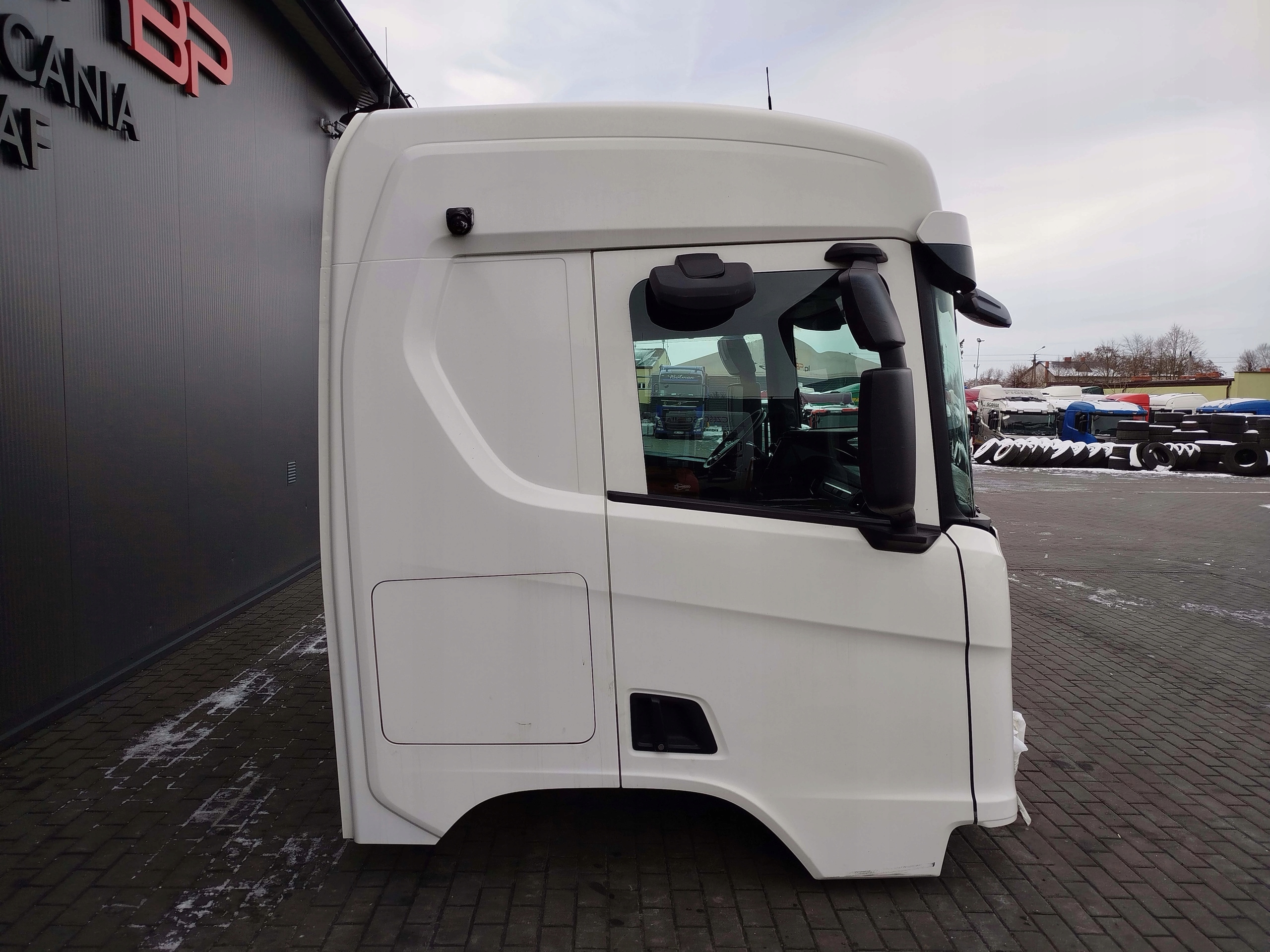 KABINA SCANIA R NTG NISKI DACH - obrazek 3