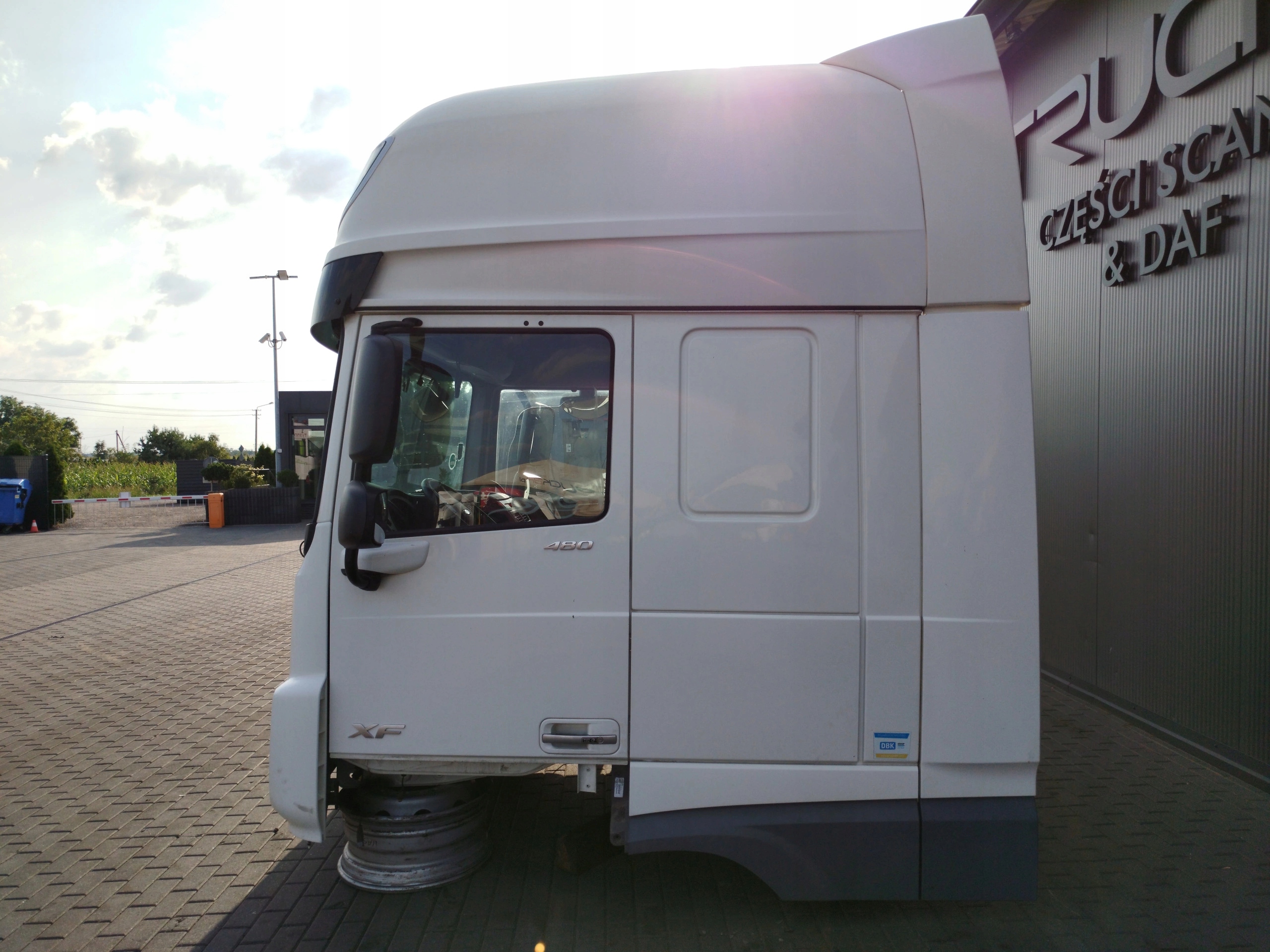 KABINA DAF XF 106 LIFT - obrazek 6