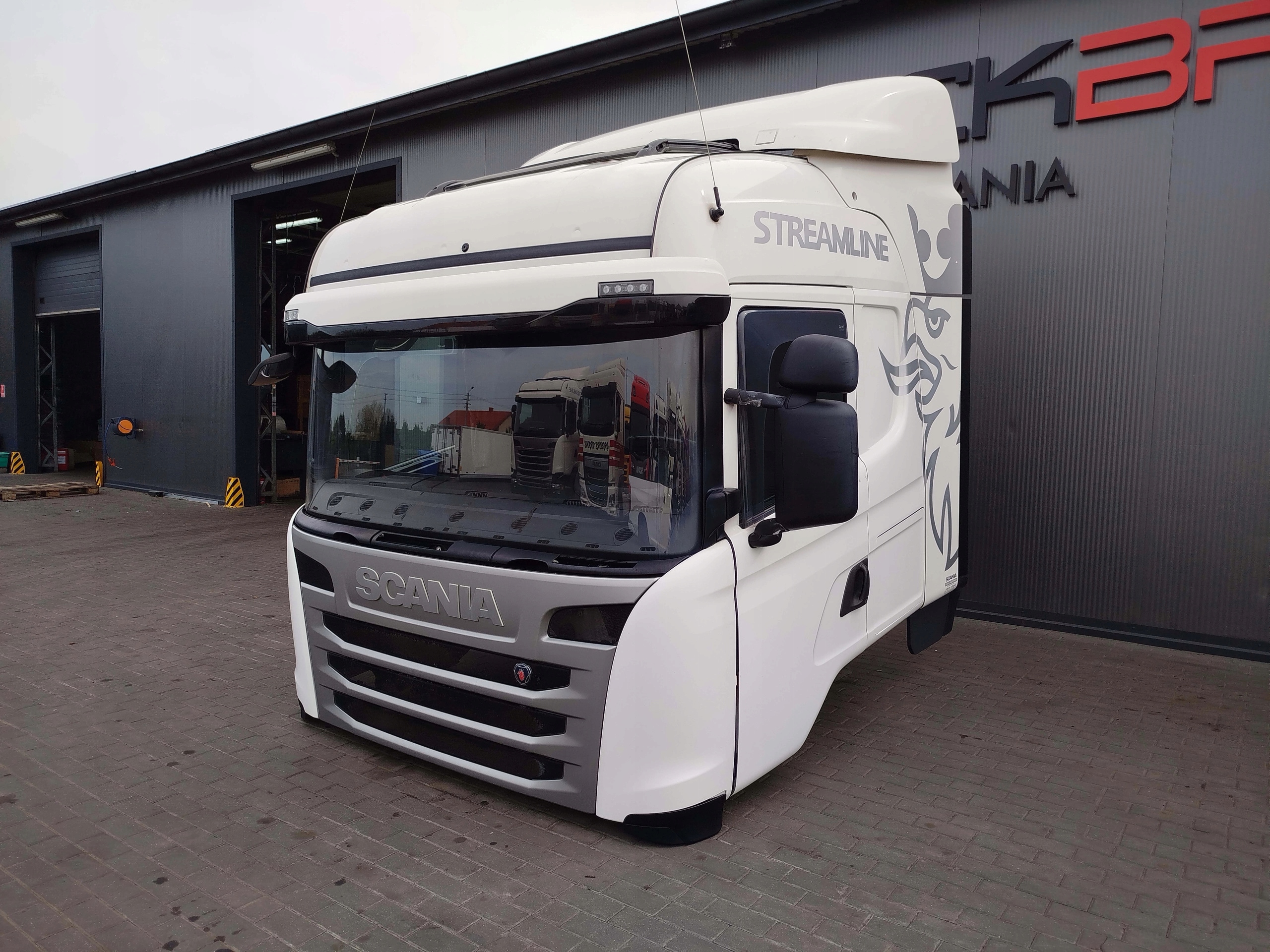 KABINA SCANIA R STREAMLINE HIGHLINE - obrazek 2