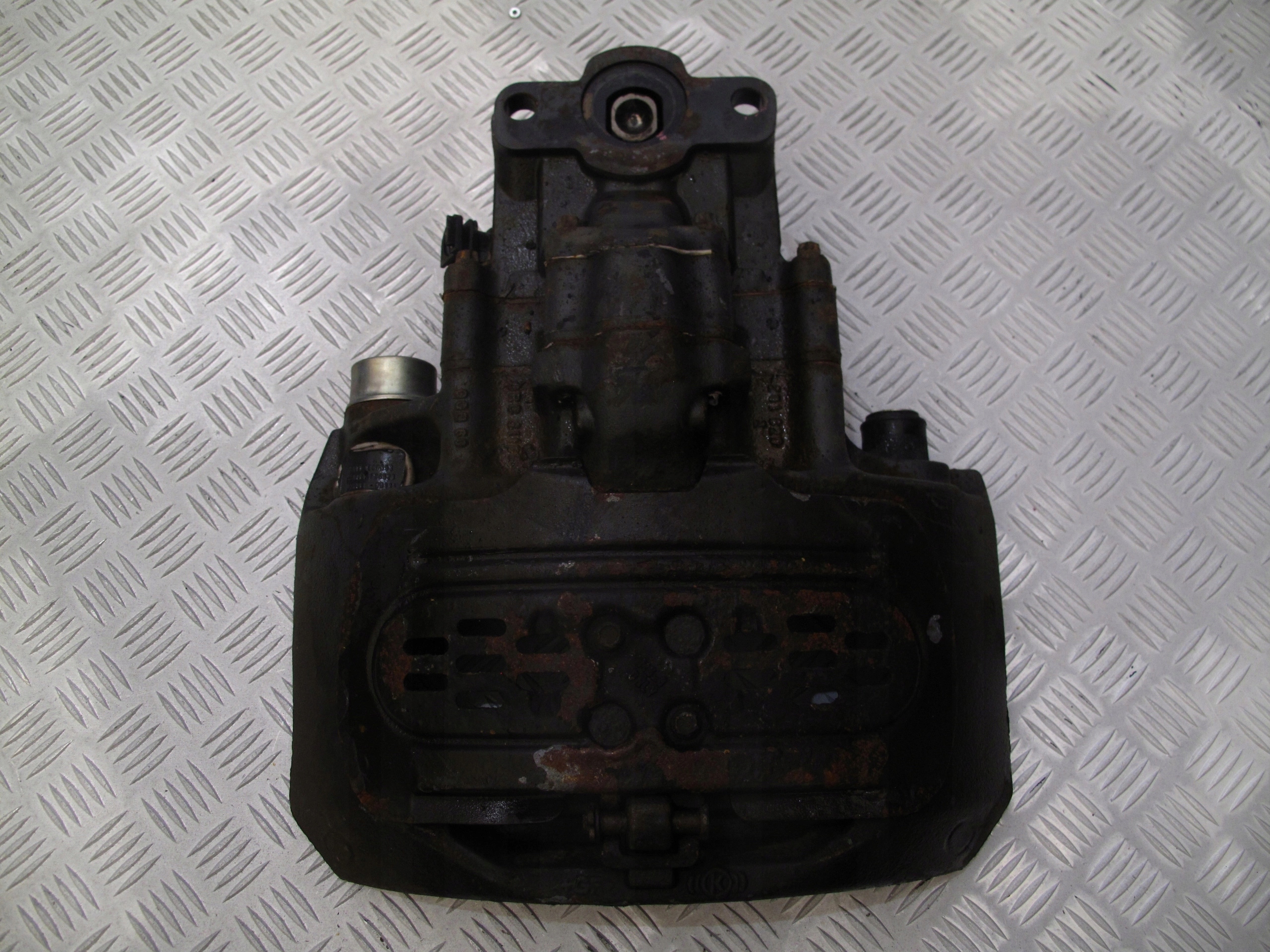 ZACISK HAMULCOWY SCANIA KNORR MEGA - obrazek 2