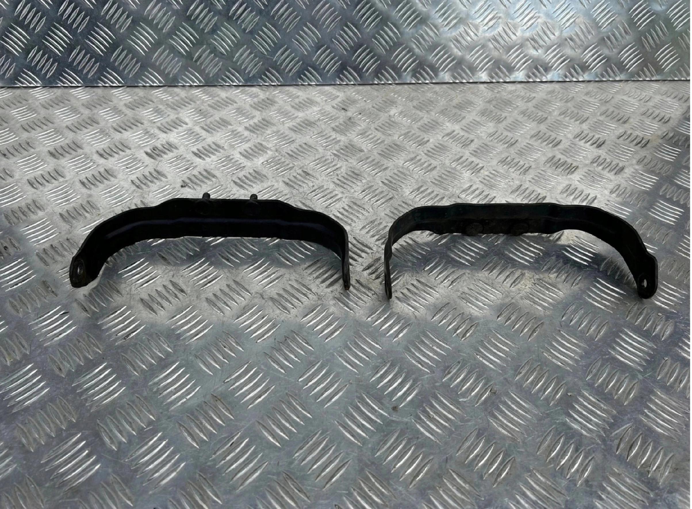 KOMPLET MOCOWANIE WSPORNIK HALOGENÓW GÓRNYCH SCANIA R HIGHLINE