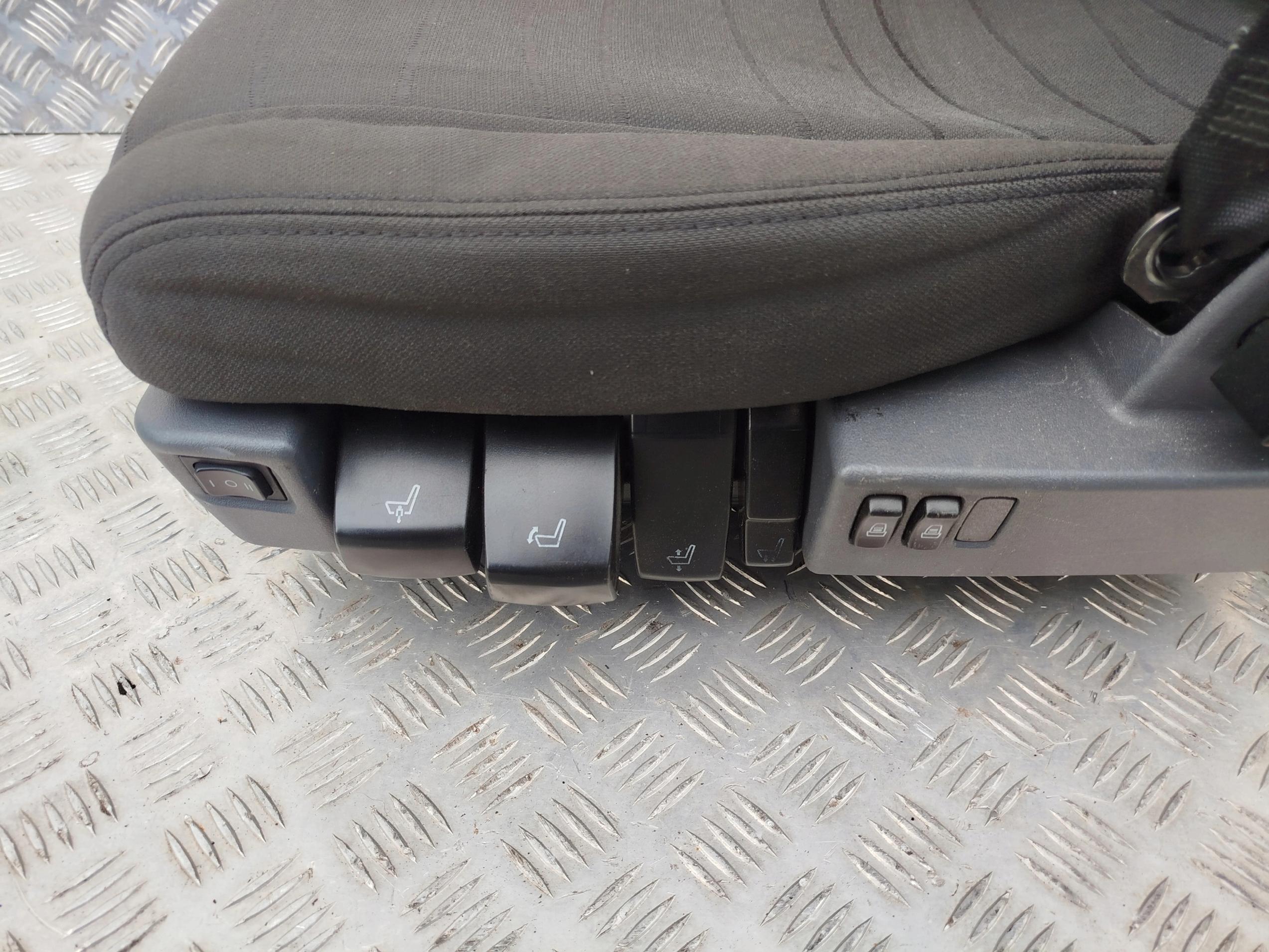 FOTEL KIEROWCY SCANIA STREAMLINE - obrazek 6