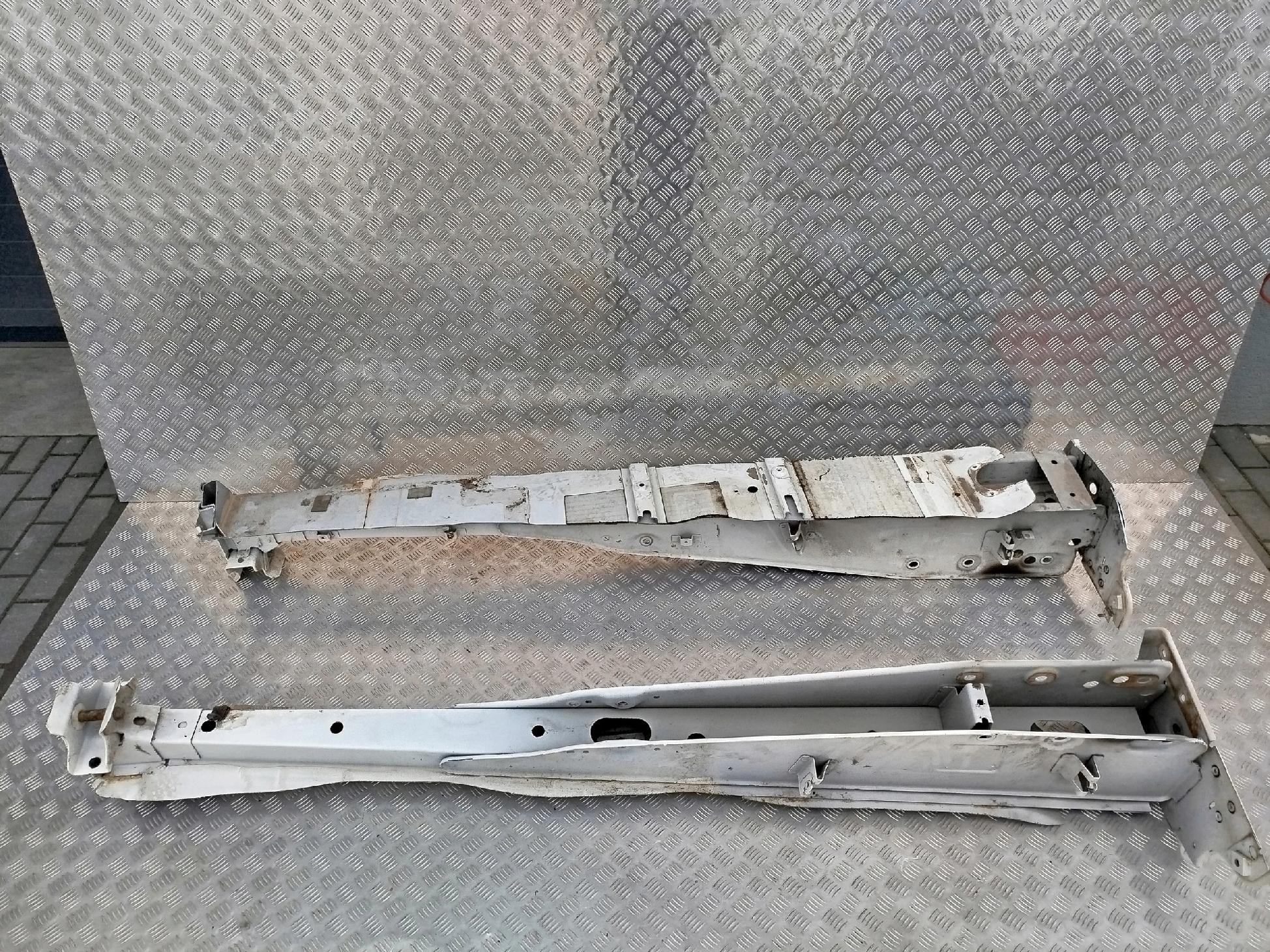 PODŁUŻNICA LEWA PRAWA DAF XF 106 - obrazek 3