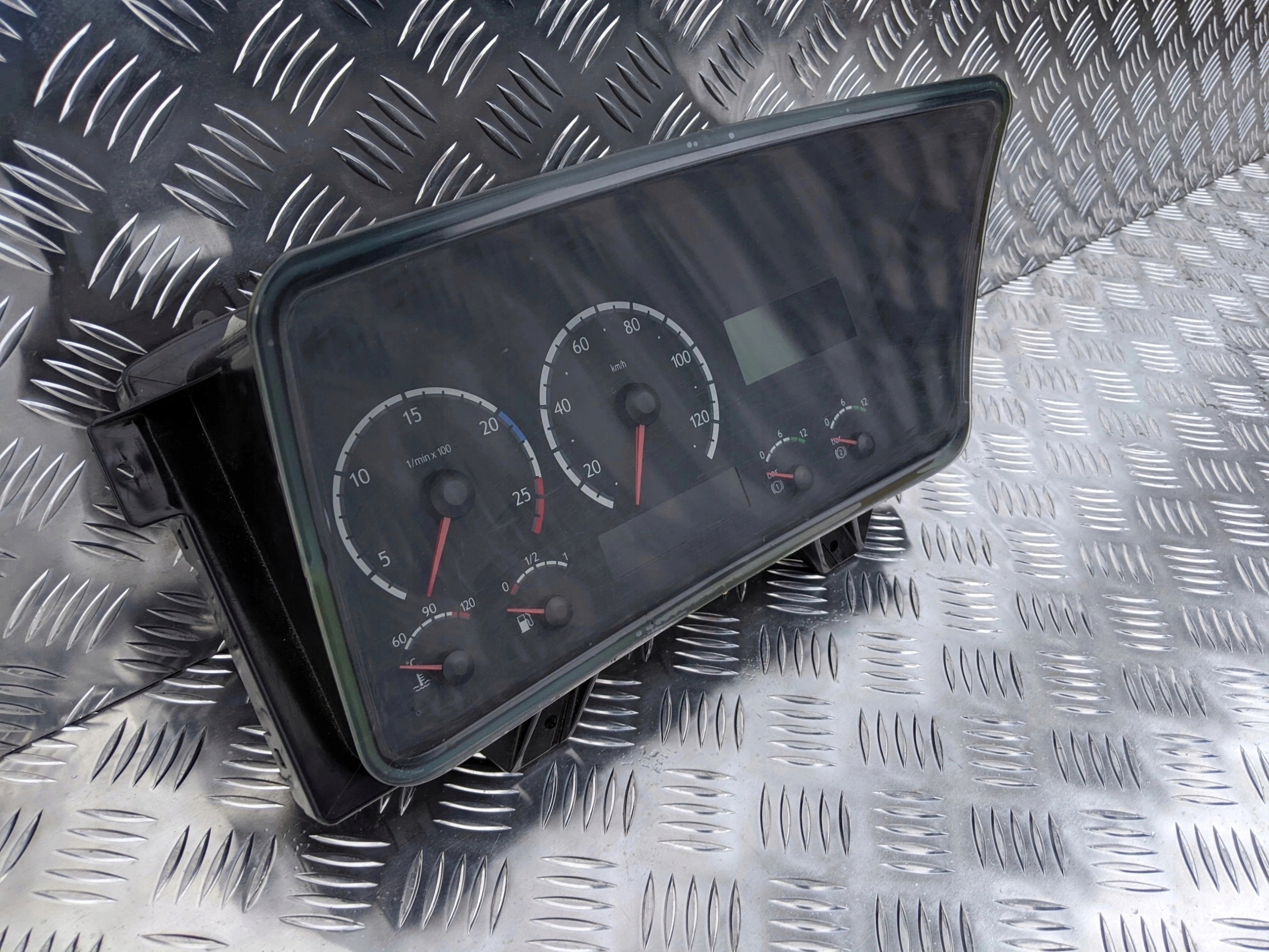 ZEGARY LICZNIK KOKPIT SCANIA R - obrazek 3